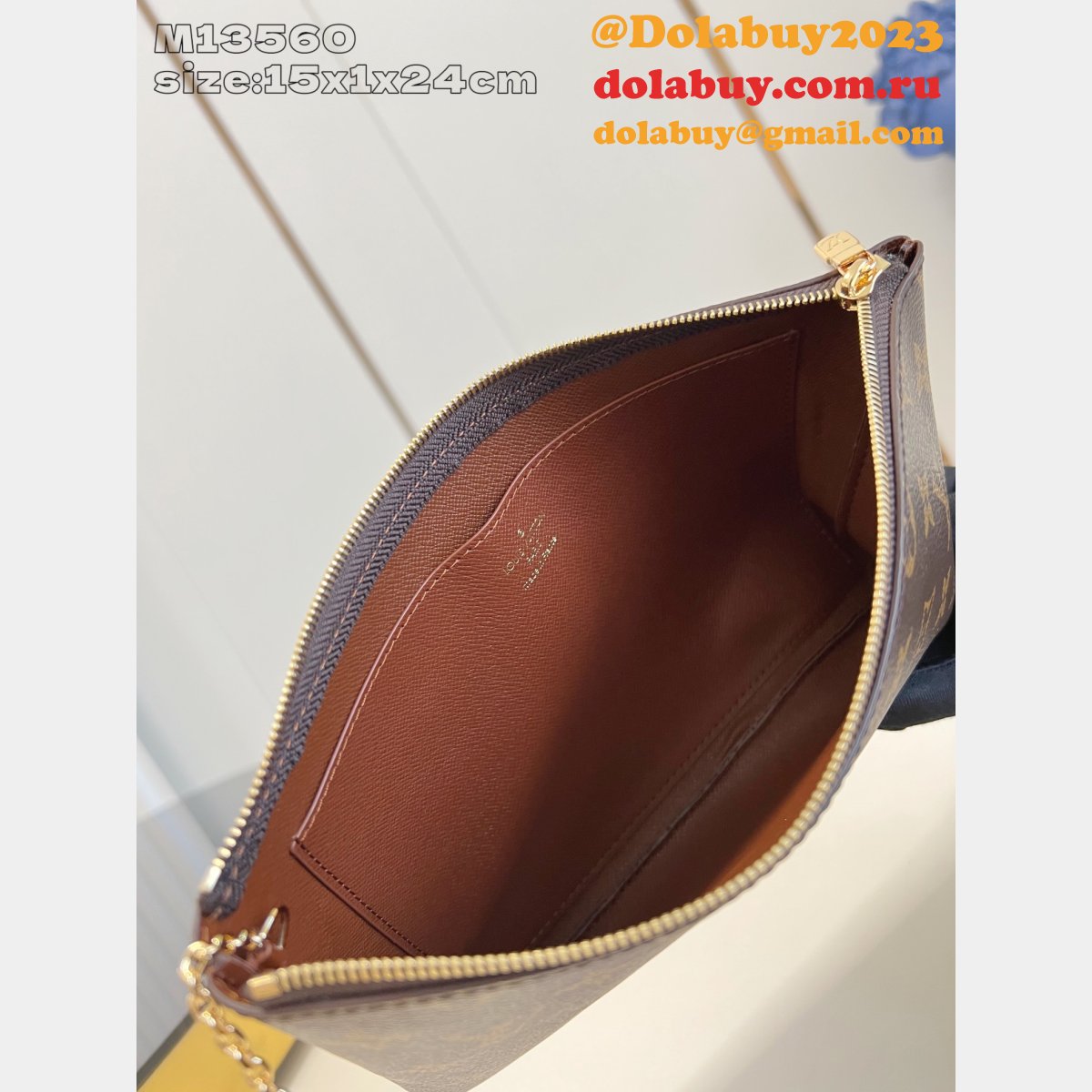 Louis Vuitton Key Pouch M Monogram M13560 Women Goods 7 Star Bag