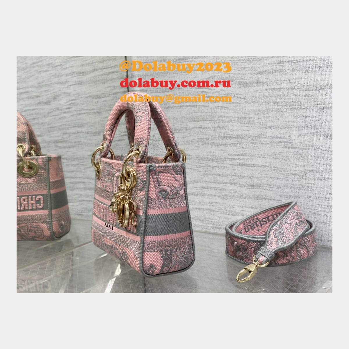 Exquisitely Made Replica Dior Lady 17CM Bag From Online Shopping