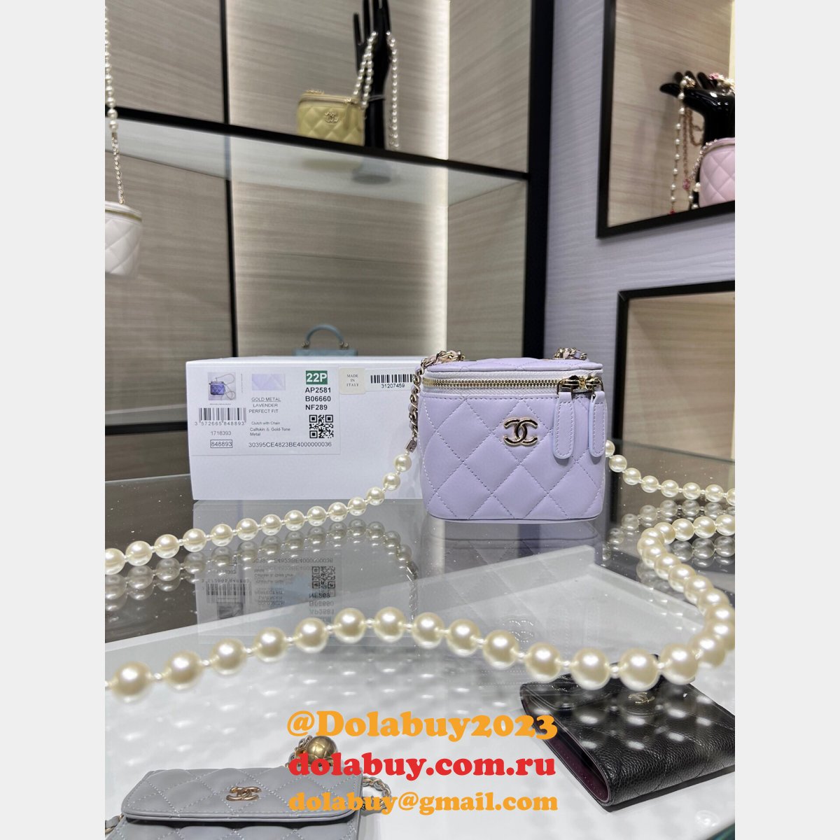 Luxury CC 22P pearl chain lipstick bag AP2581Y