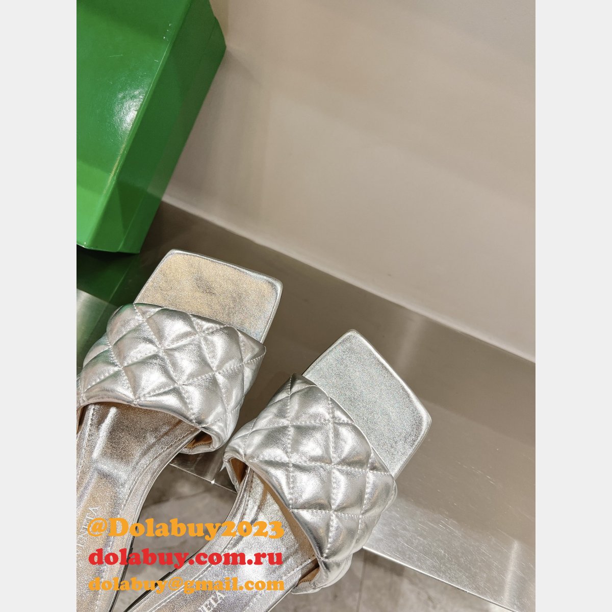 Bottega Intrecciato Shoulder Bag Replica Sell online Best Quality