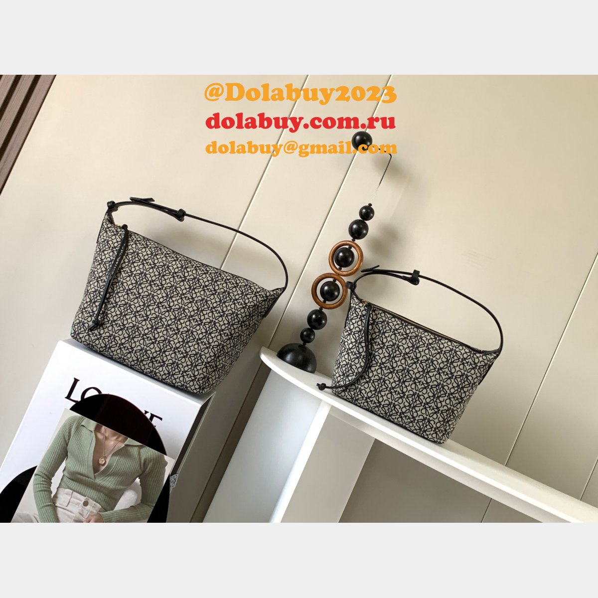 Luxury Cubi bag in Anagram jacquard and calfskin 21cm/35CM