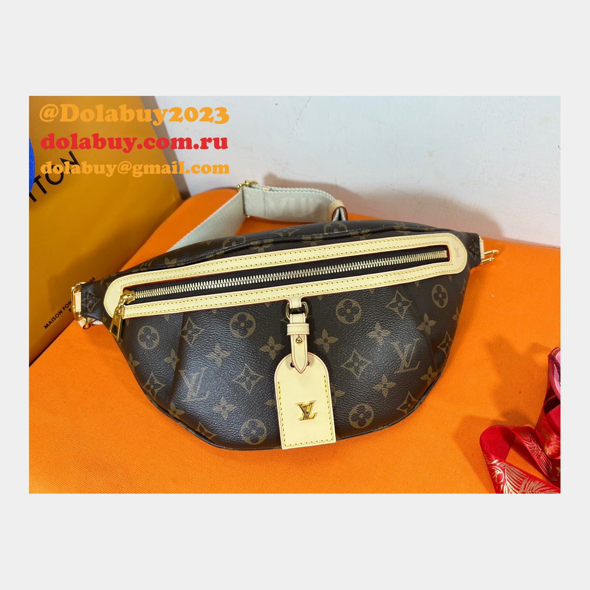 High Rise Monogram Fashion M46784 Louis Vuitton Shoulder Fake Bag