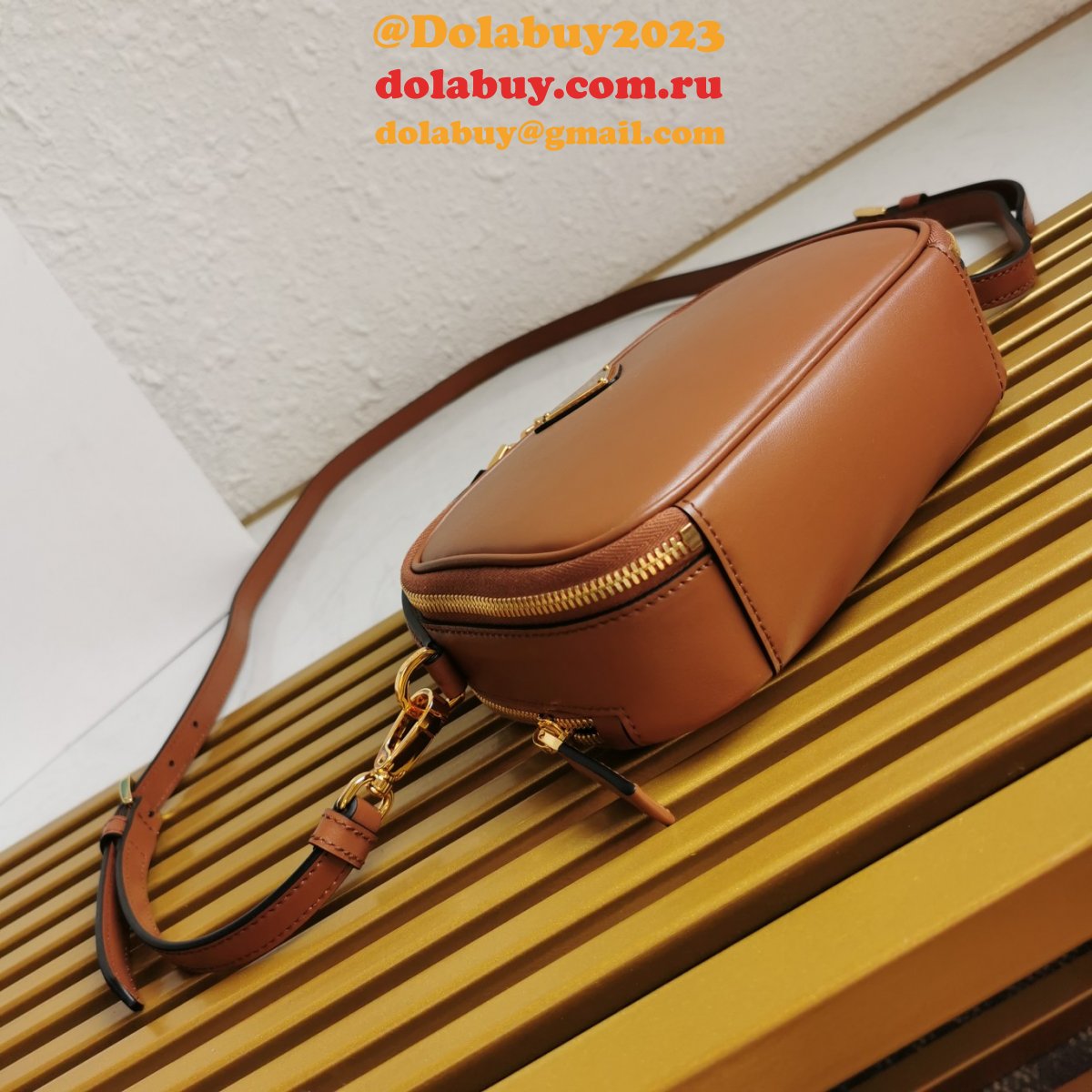 Prada 1BH203  Saffiano Leather Replica Envelope Best Bag