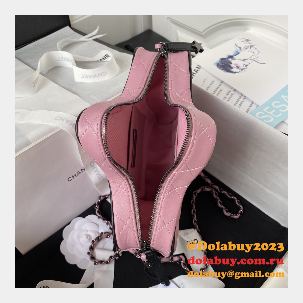 Perfect Star Clutches Metallic AS4579 Replica Designer Handbag