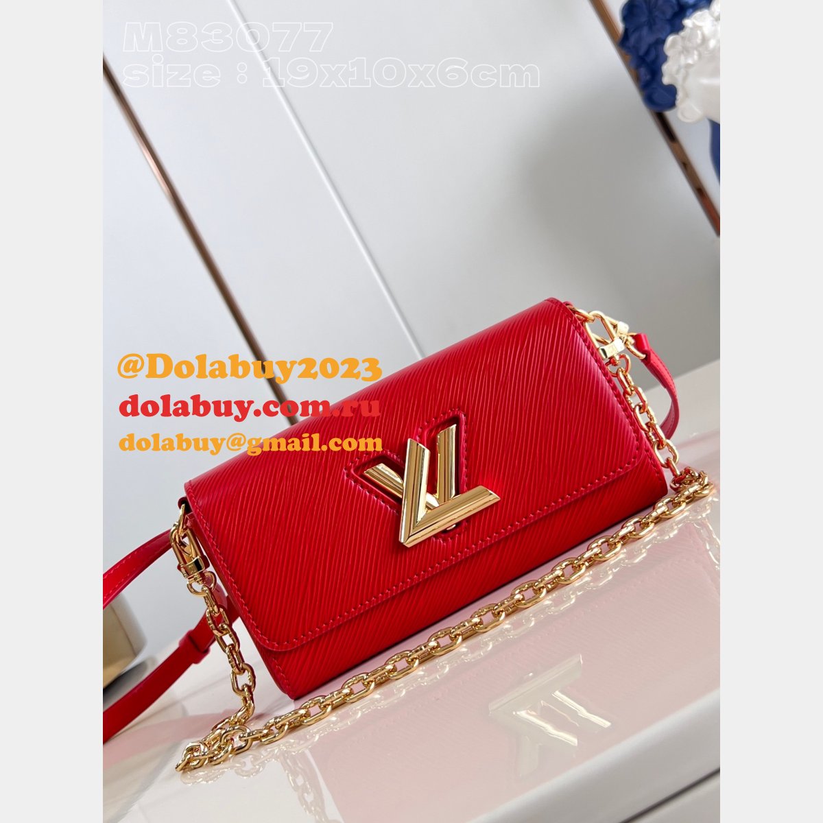 High Quality Twist West Pochette Epi M83077 Inspired Louis Vuitton Bag