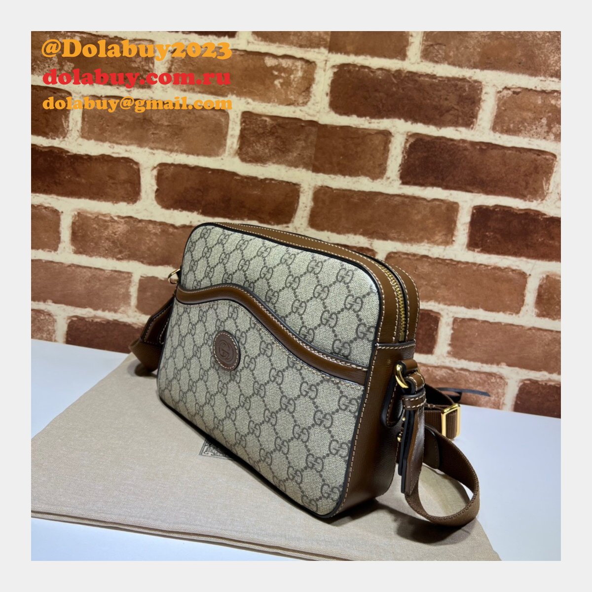 1:1 replica G*u*i 675891 messenger bag with interlocking g in gg supreme