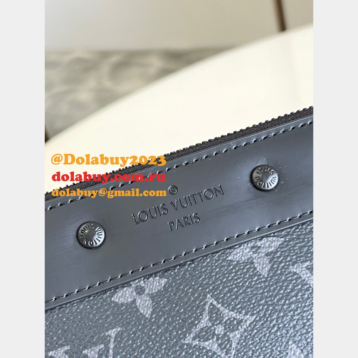 Replica Louis Vuitton 2022 Luxury Pochette To-Go M81569 Travel