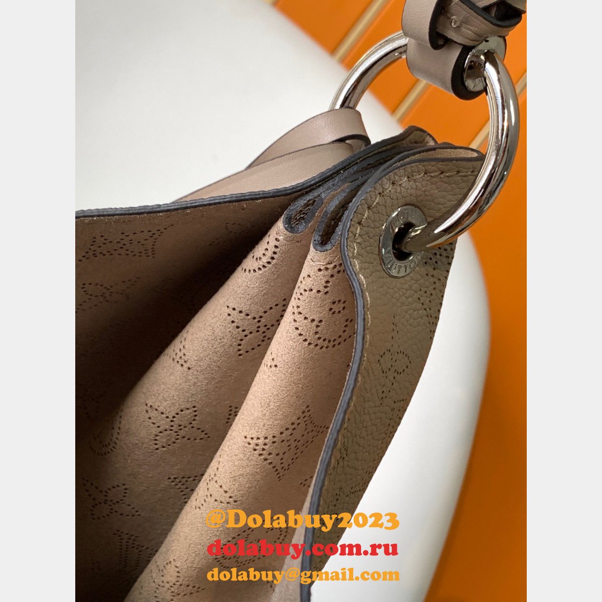 LOUIS VUITTON MAHINA M53188 HANDBAGS grey/pink/black