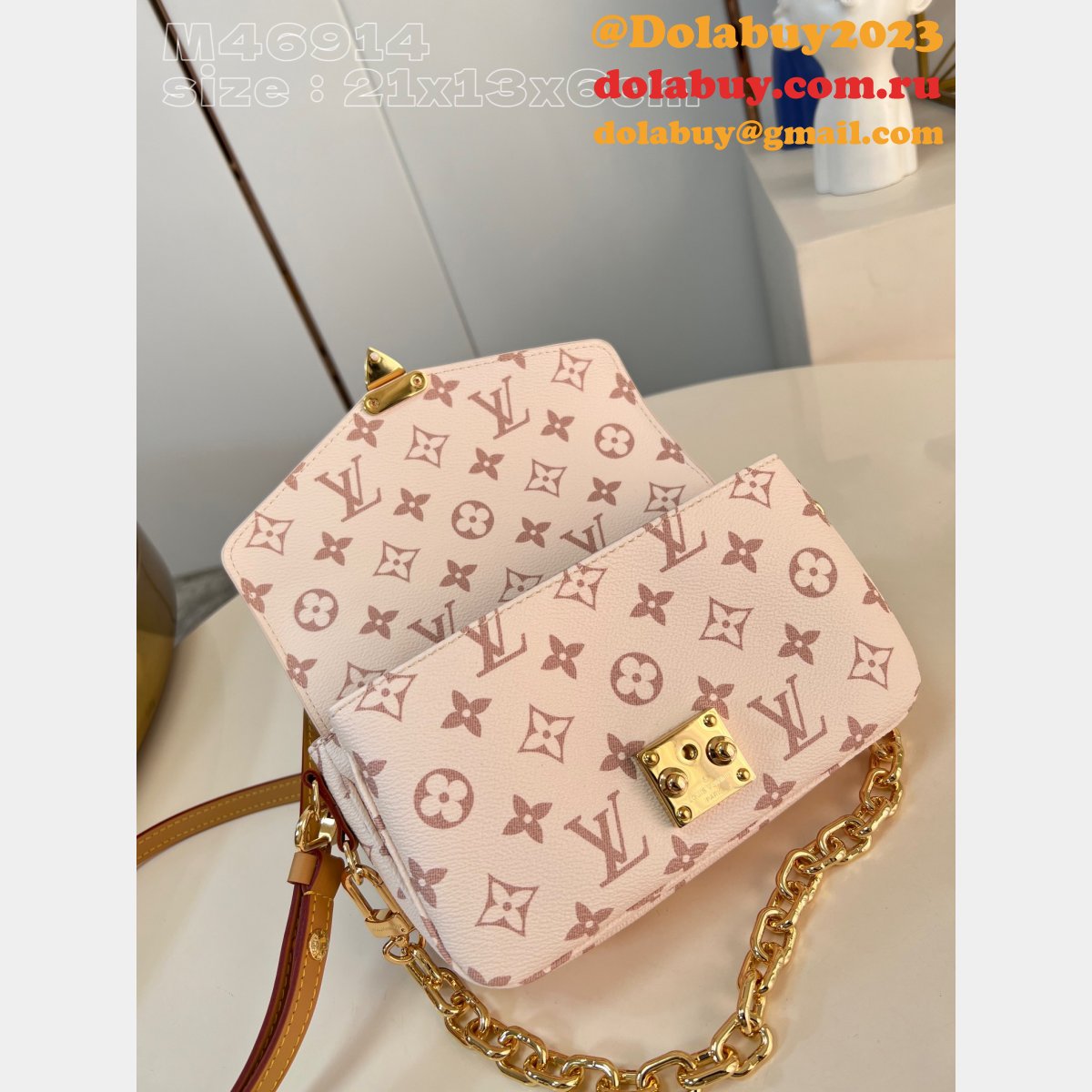 Pochette Metis Bicolor M46914 Louis Vuitton High Quality Replica Bag