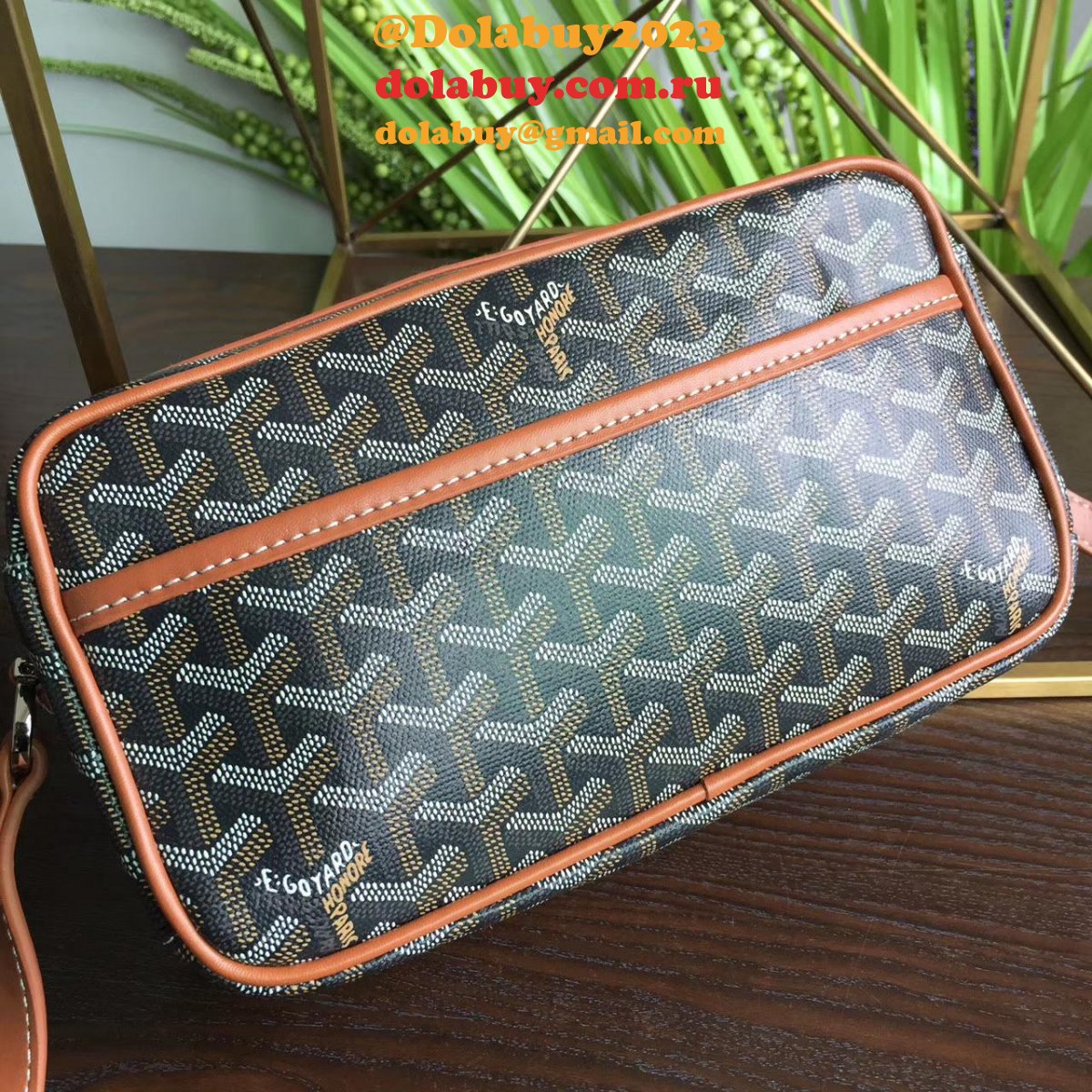 Where to Find the Best Replicas Goyard Capvert Crossbody Bag