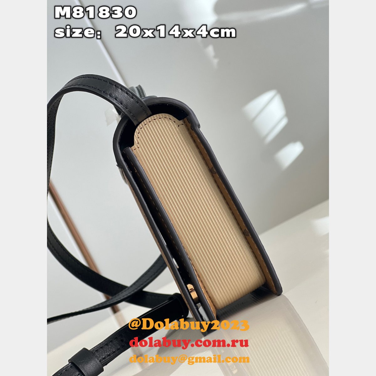 LV Book Chain Wallet Monogram Best M81830 Louis Vuitton Bag