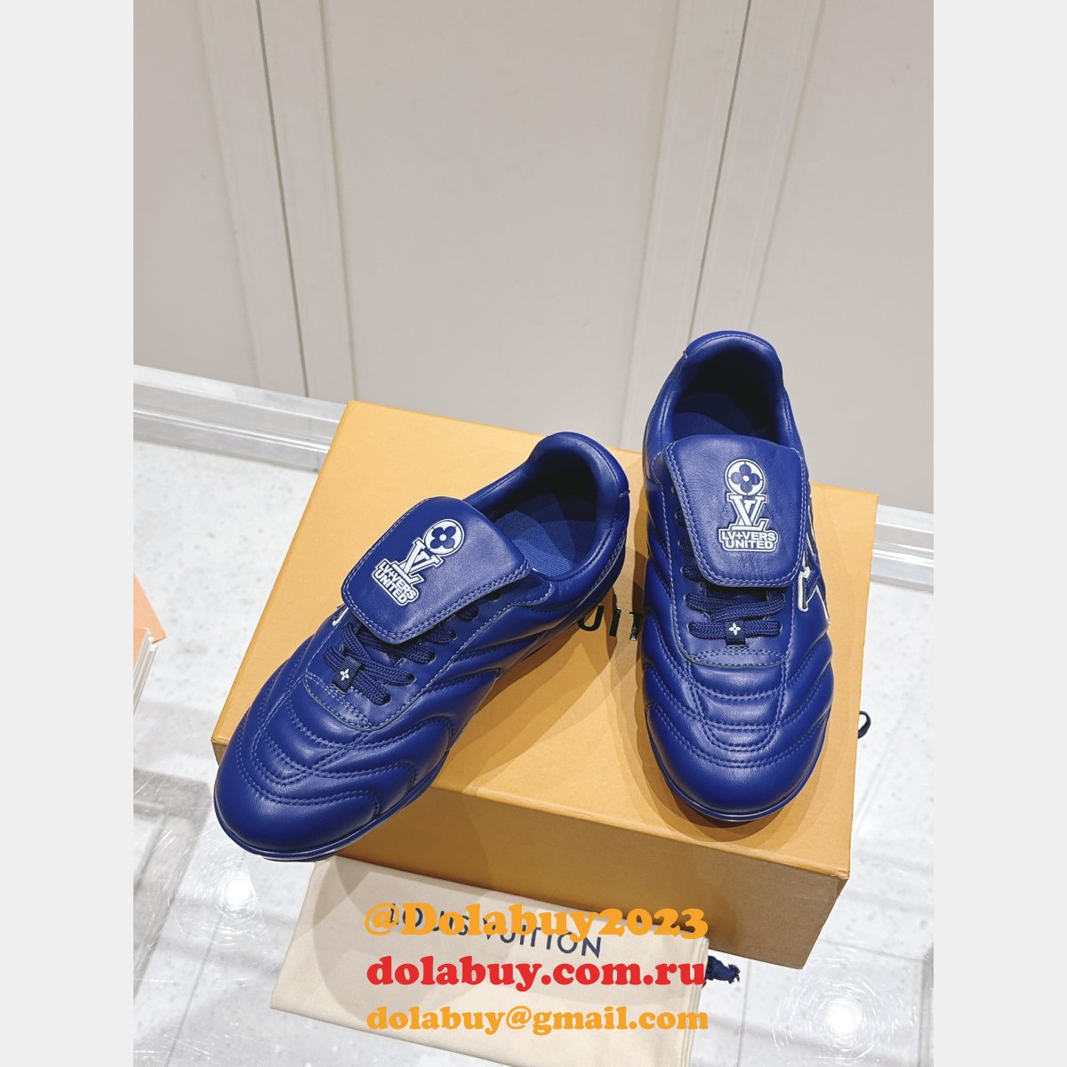 Wholesale 7 Star LV Footprint Soccer Sneaker