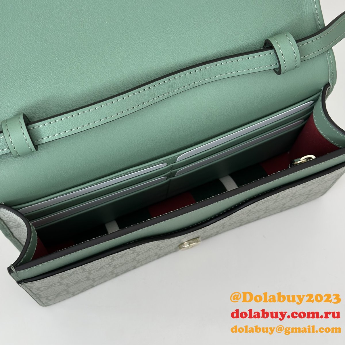 G*u*i designer gg emblem zip around wallet 819122