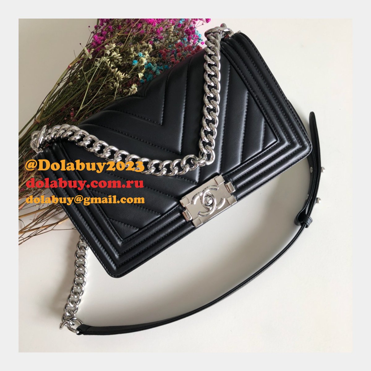 UK CC V Le Boy Top Quality Replica Black Bags Lambskin 25cm