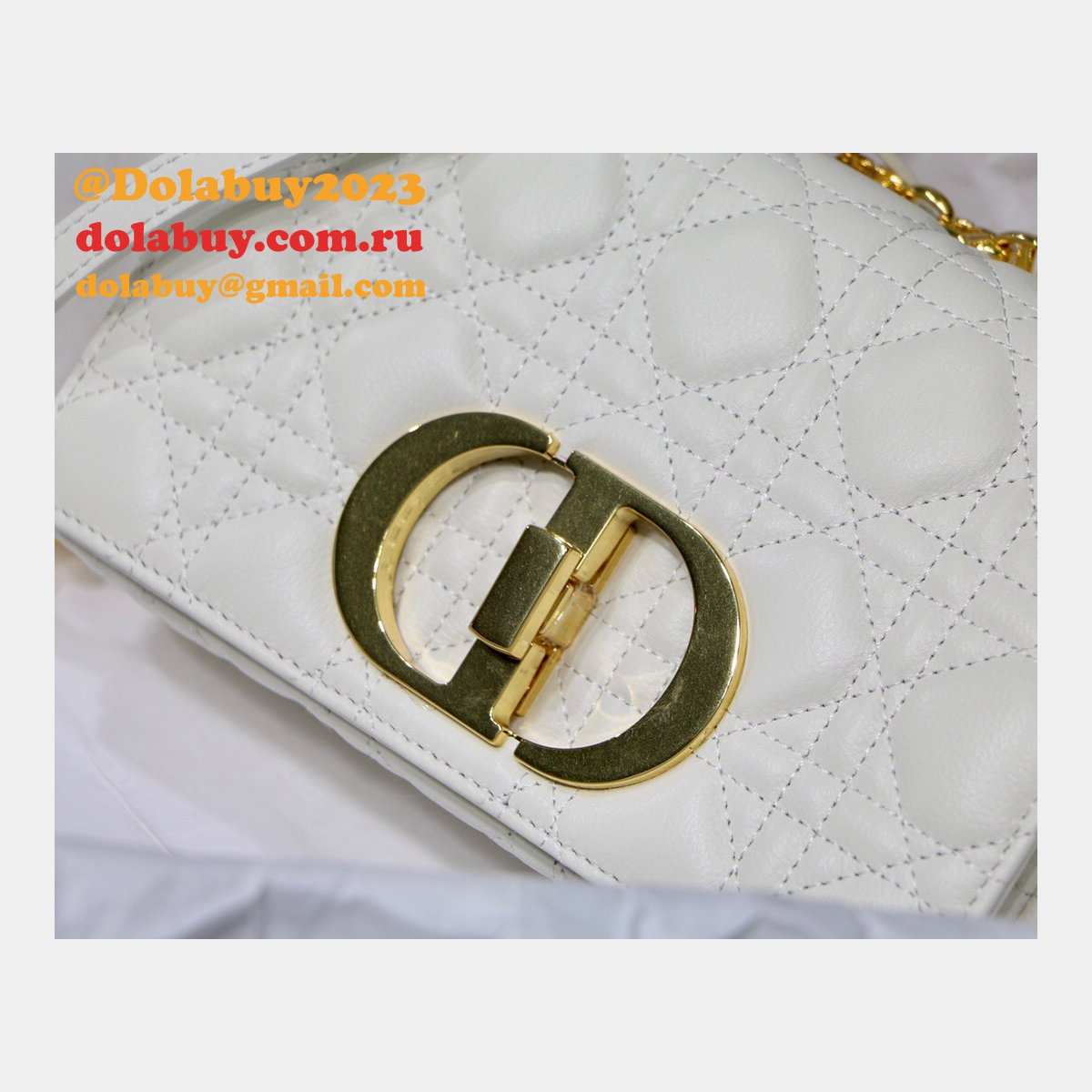 Dior Top Quality white Debuts the New Caro Bag