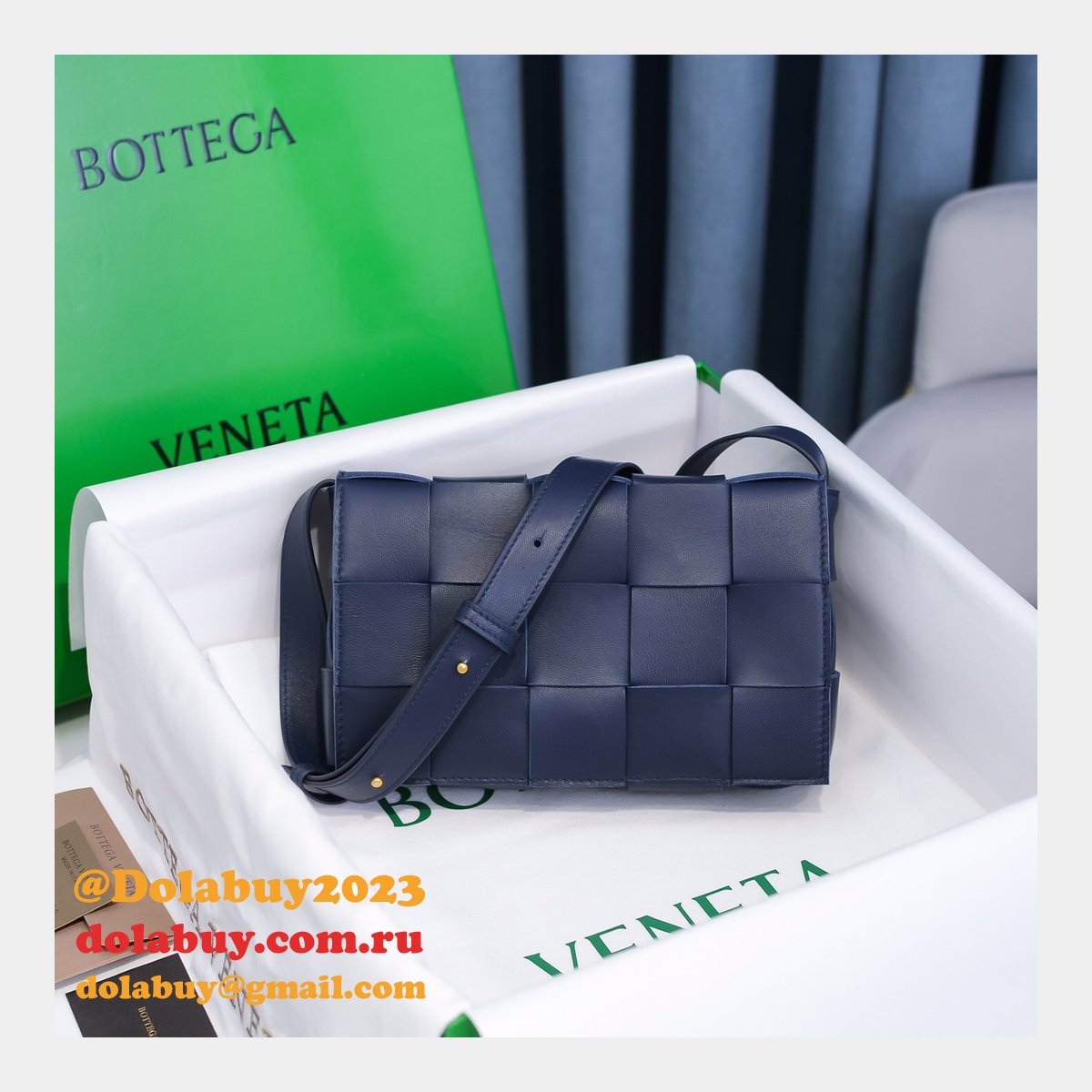 Top Quality Bottega Veneta Cassette Lambskin Crossbody Bag