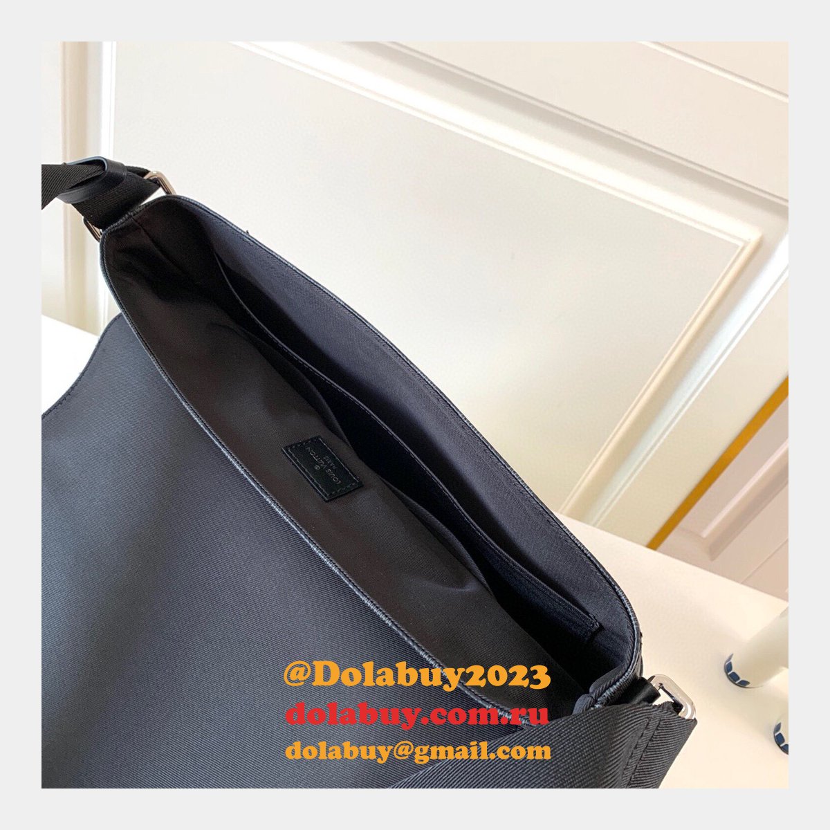 Louis Vuitton Luxury District MM Damier Graphite Canvas N40350 Greys