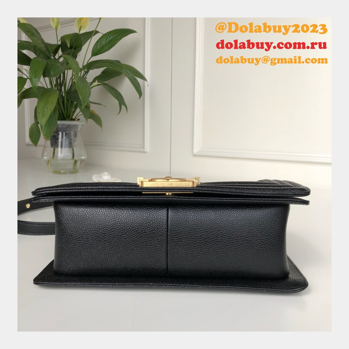 AAA+ CC Le Boy  Luxury Replica Black Bags Caviar 25cm