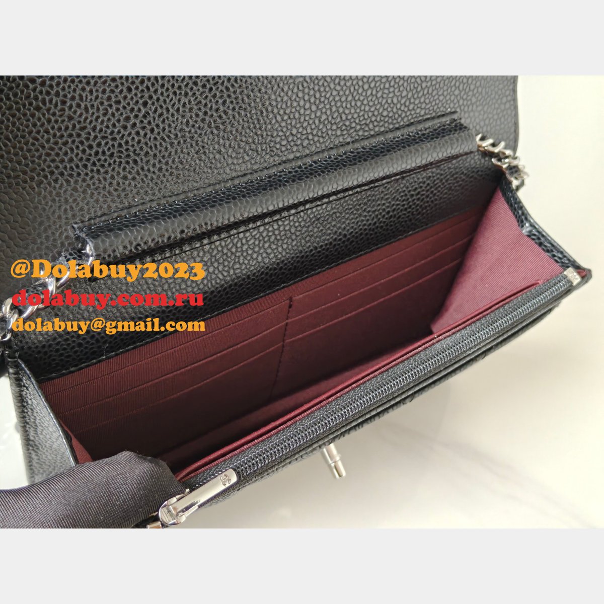 Fashion AP4241 Chain Wallet Knockoff Black Bag