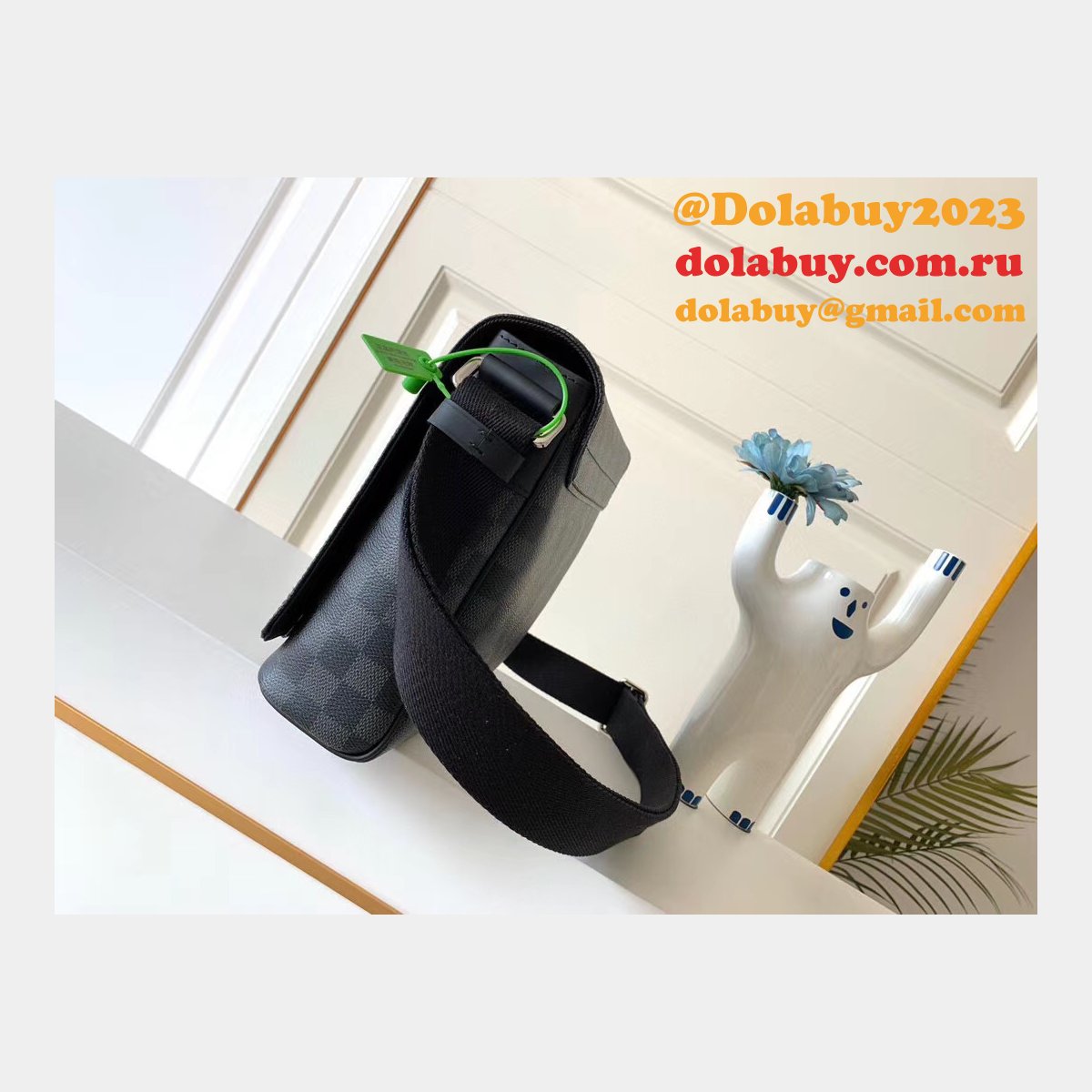 Replica LVS District PM Damier Graphite Men Bag N41028