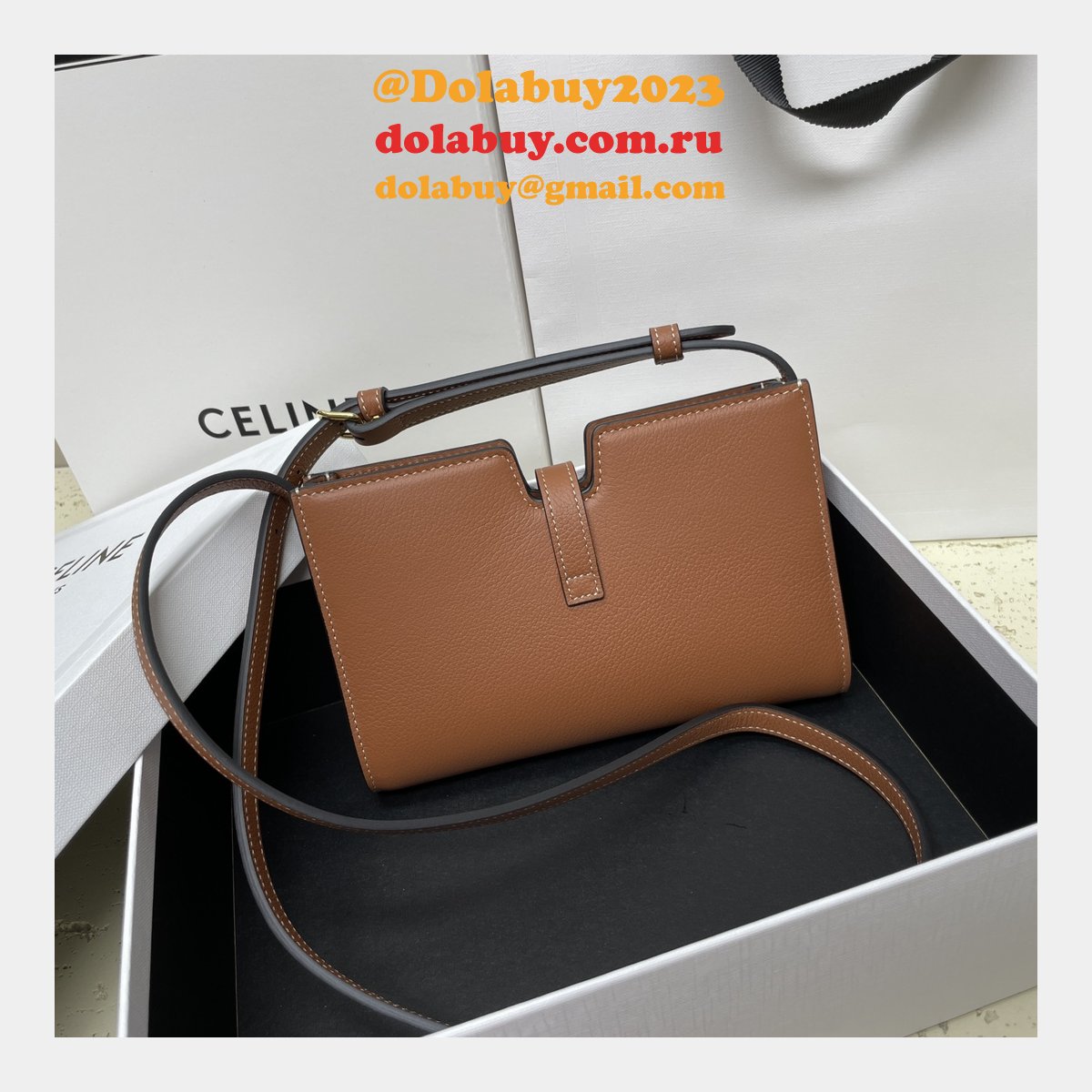 Unparalleled Quality Celine 100443 Replica AAA Purse