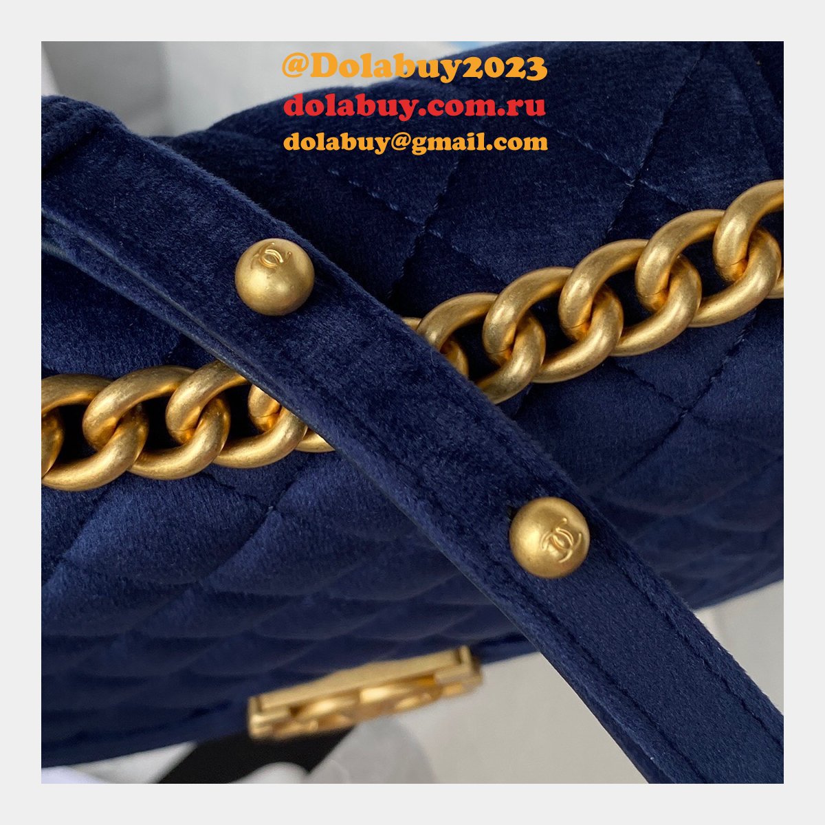 How To Buy AS3350 Replica Bags Messenger Boy China