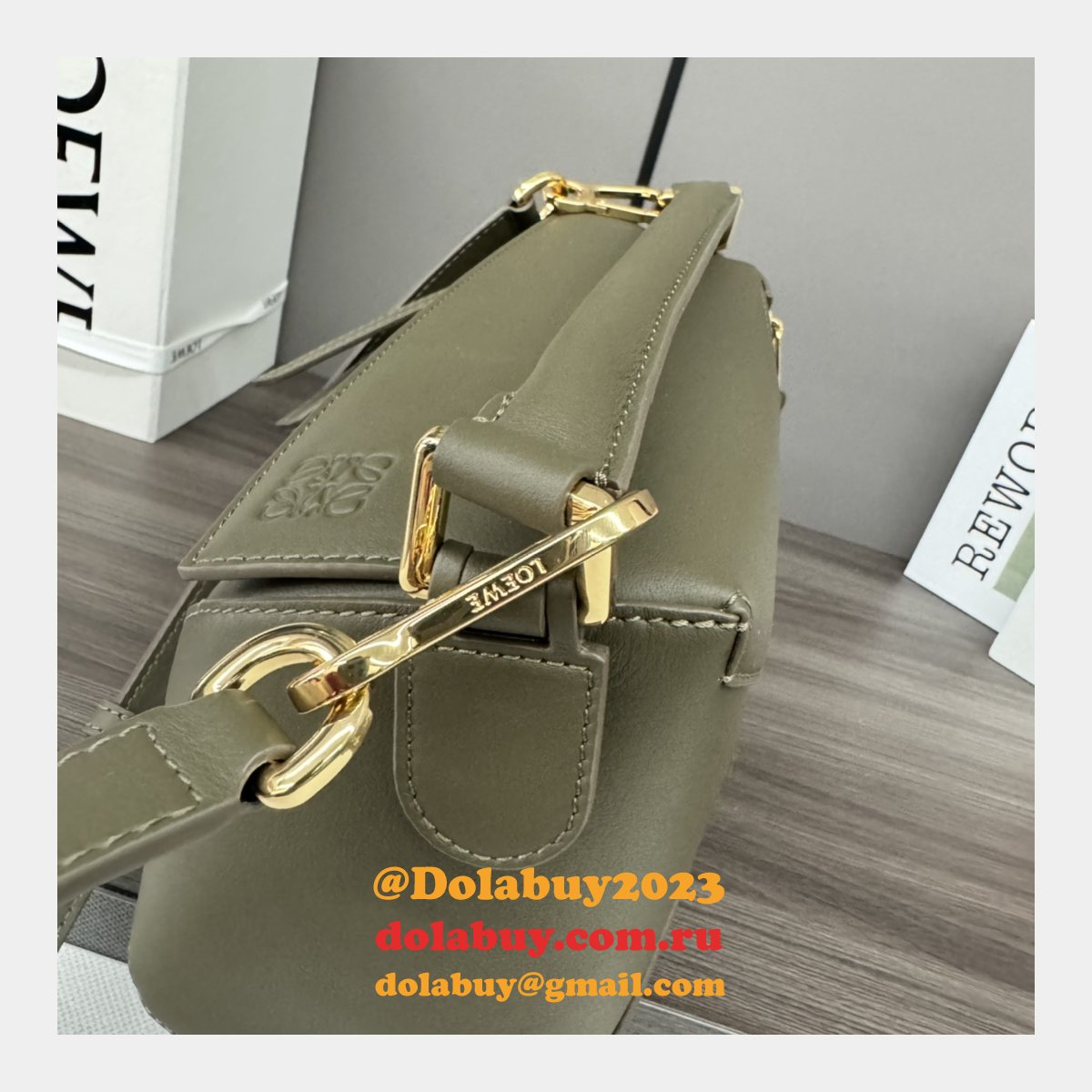 Fashion Small Puzzle Bag In Classic Calfskin 24CM