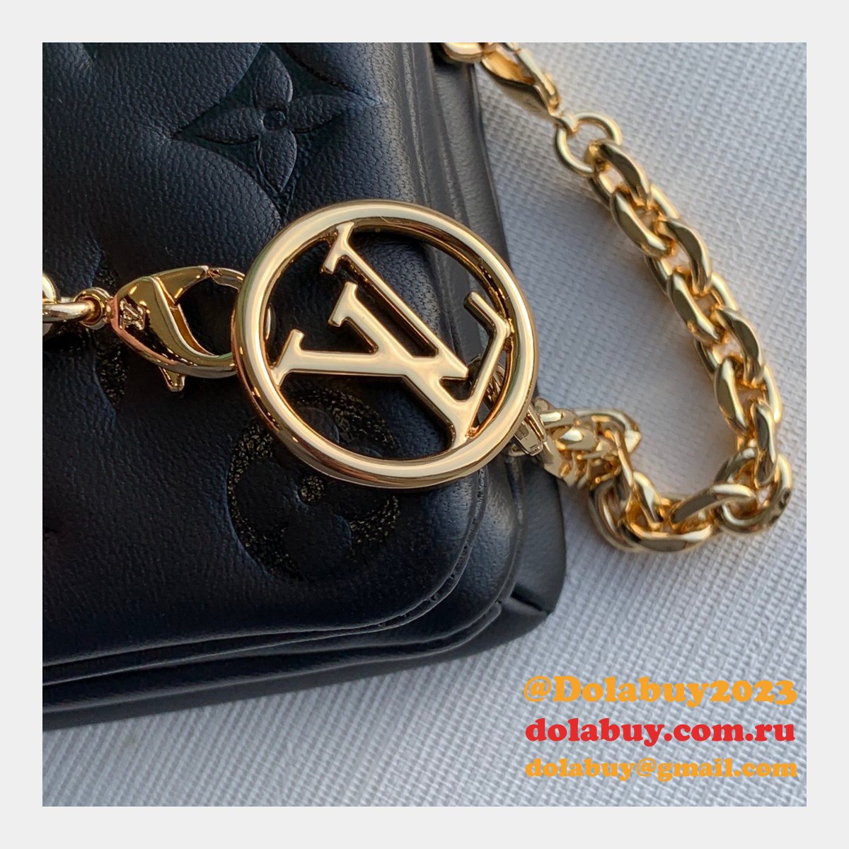 UK China Louis Vuitton Knockoff Pochette Coussin H27 M80742 Black