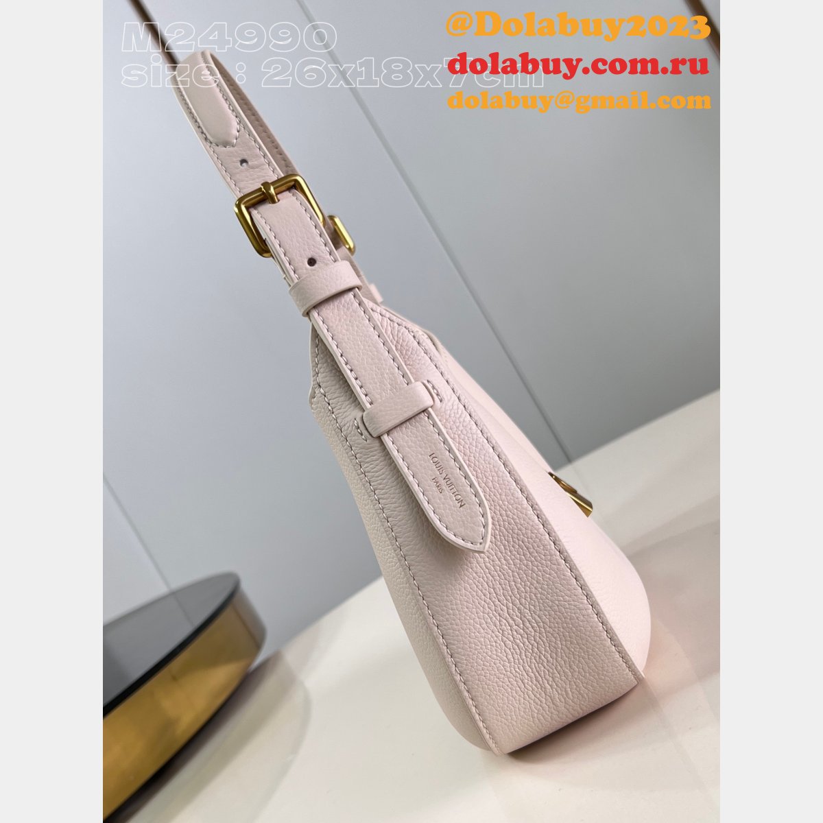 Designer Louis Vuitton M24990 Low Key Shoulder Top Quality Fake Bag