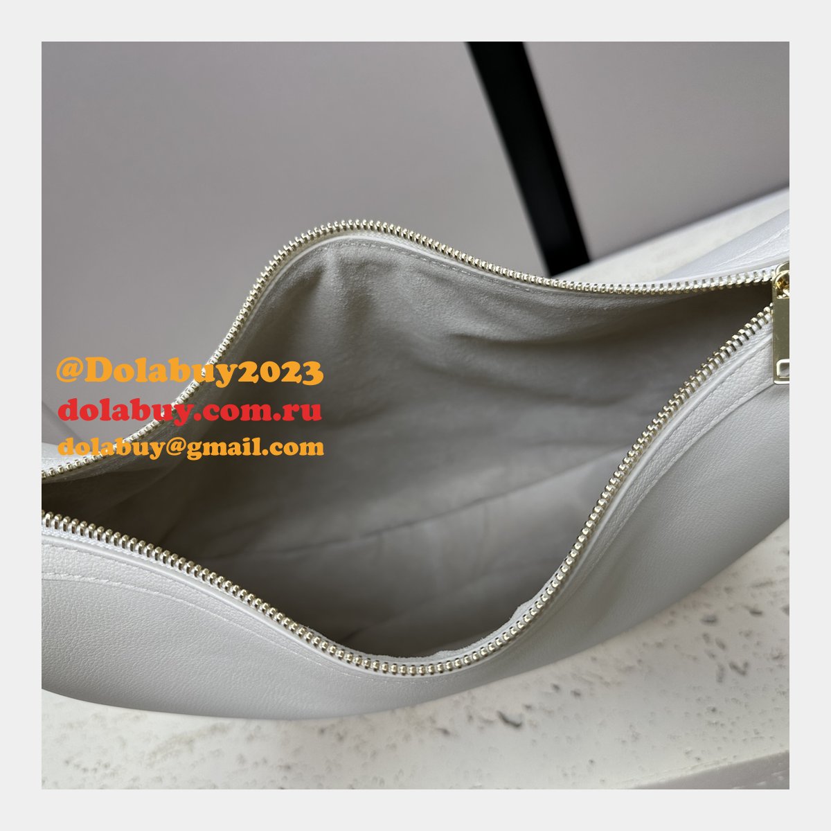 Best Heloise Cuir Triomphe Replica Celine 114712 Bag