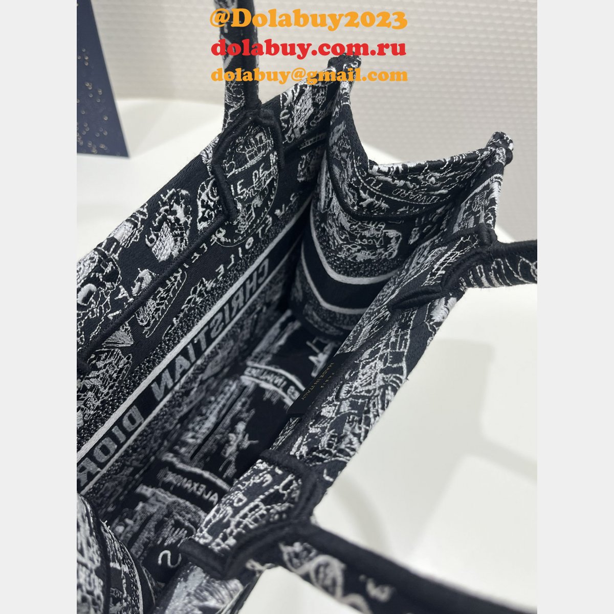 What Best Sellers Christian Dior CD Book Tote Replica Bag Dolabuy