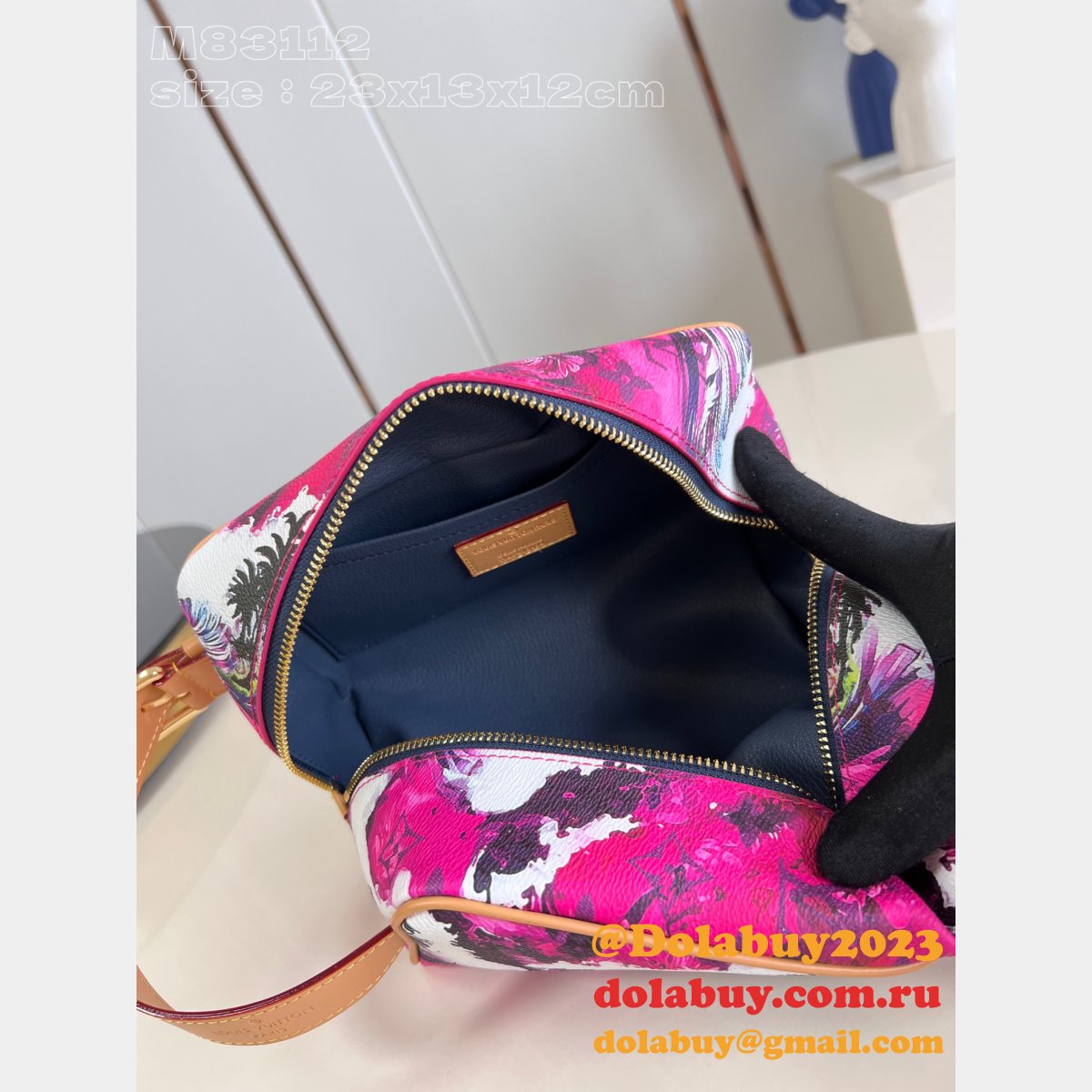 Locker Dopp Kit Louis Vuitton M83112 1:1 Mirror News Replicas Bag