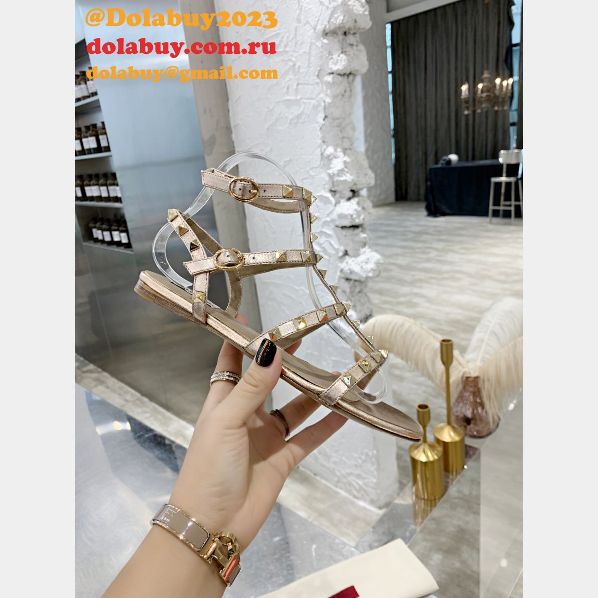 Wholesale VALENTINO ROCKSTUD FLAT CALFSKIN SANDAL WITH STRAPS