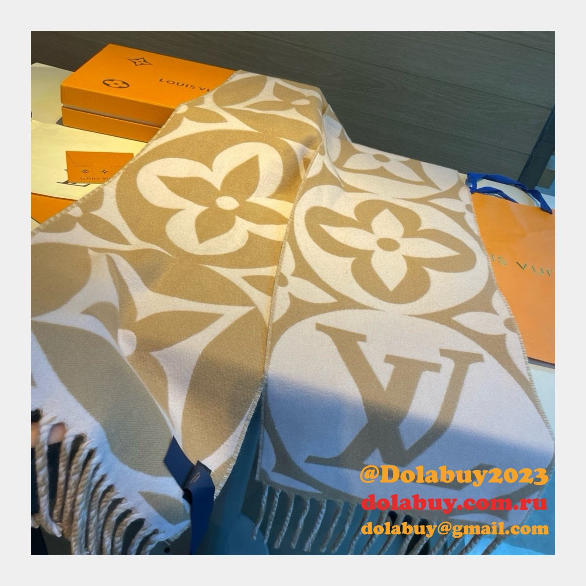 Duplicate LV Medallion Sheep Wool Scarf