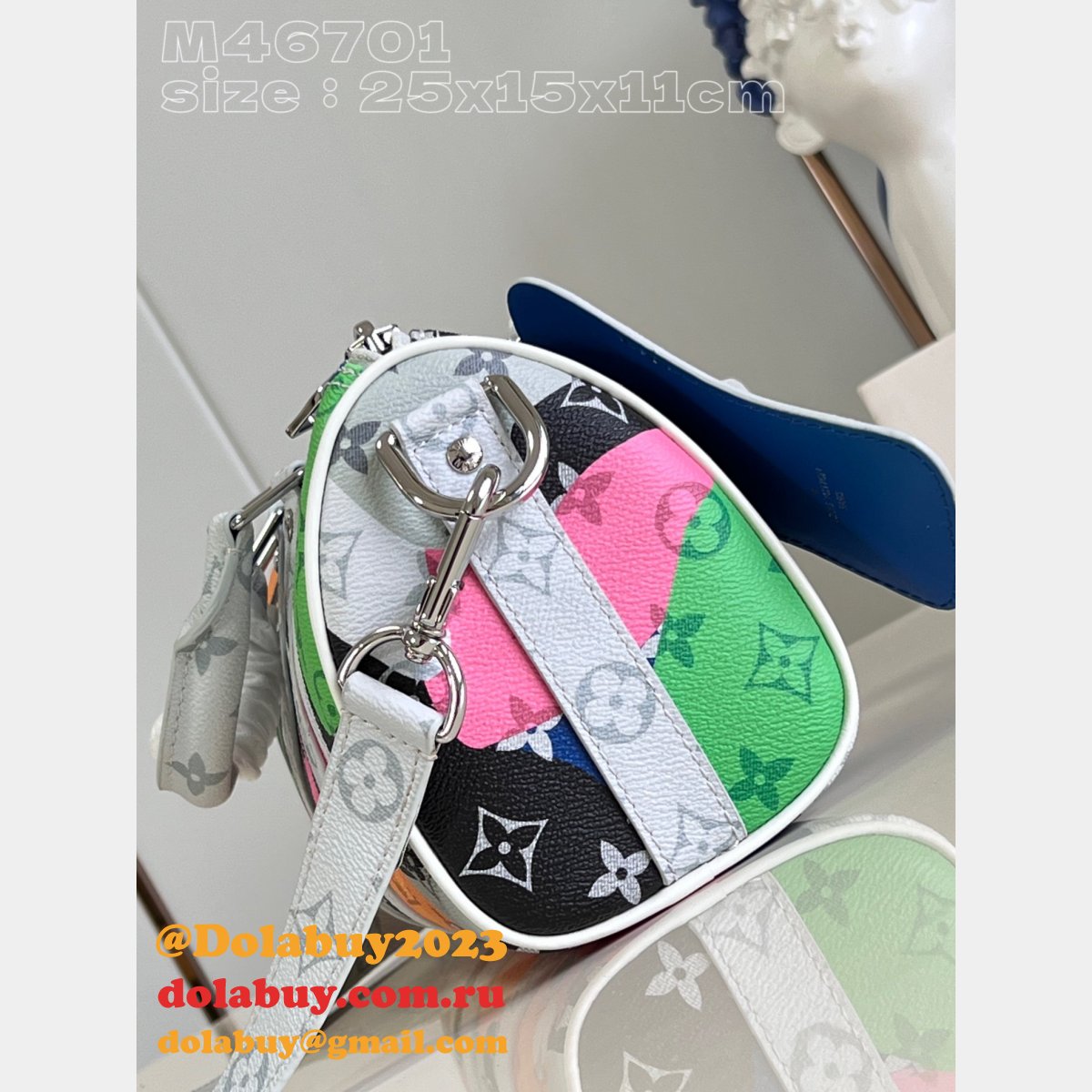 Keepall Bandoulière 25 Monogram M46701 Replicas Louis Vuitton Bag