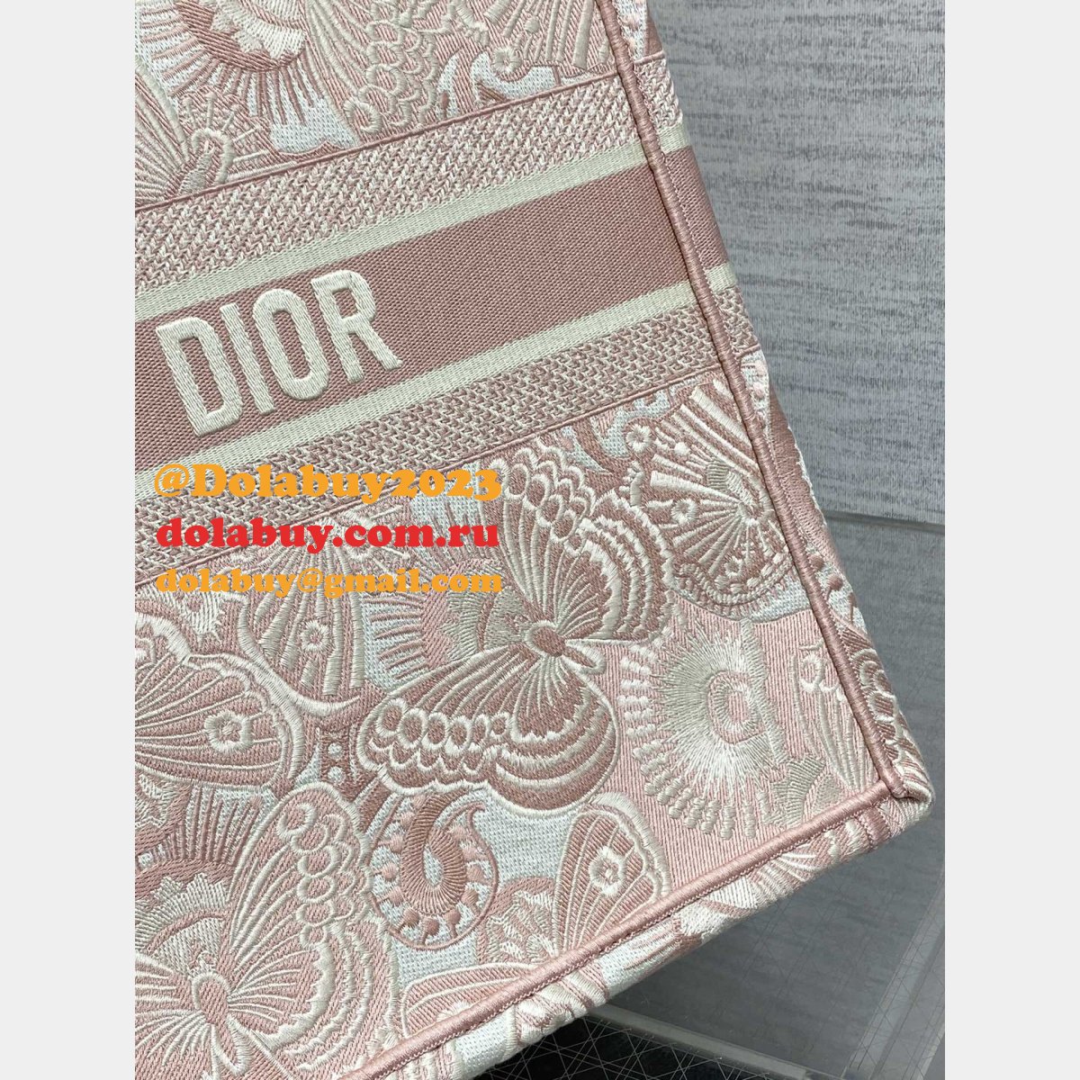 Christian Boutique Dior Book Tote High Quality Bags