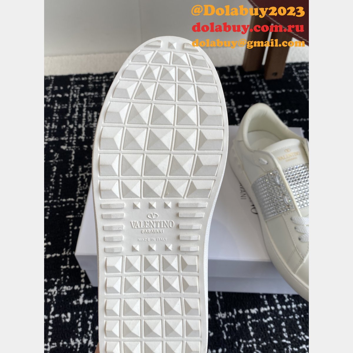 Luxury Top Quality Valentino UNTITLED OPEN SNEAKER