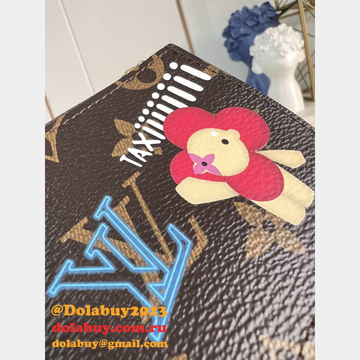 Louis Vuitton Replica 57th Street NYC Romy Card Holder Exclusive M12998 Bags