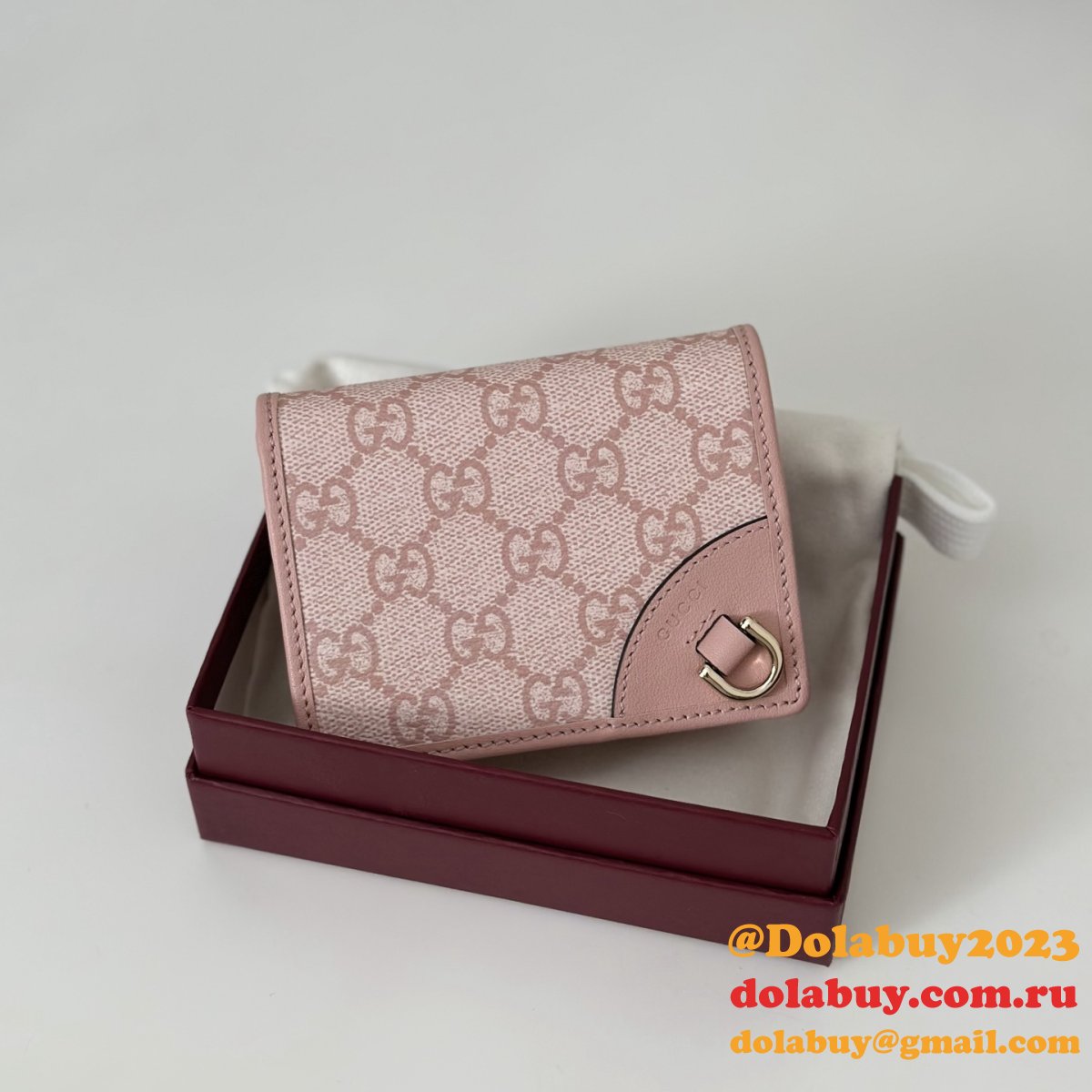 G*u*i inspired gg emblem compact wallet 820692/621887 bag