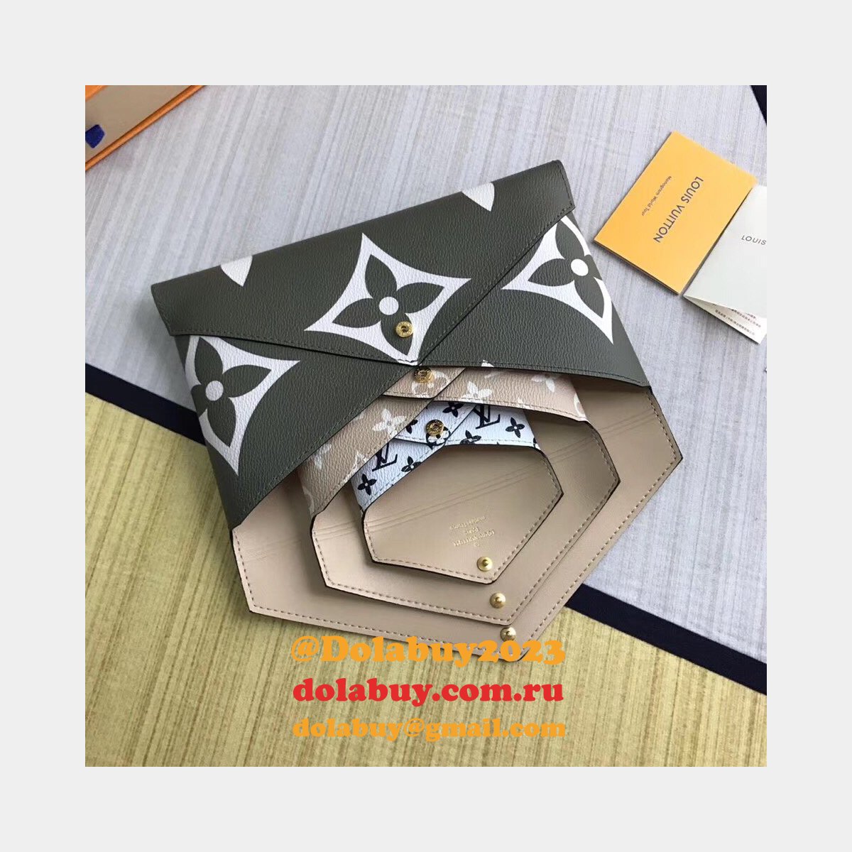 Top Quality Louis Vuitton Epi Leather Kirigami Pochette M67600