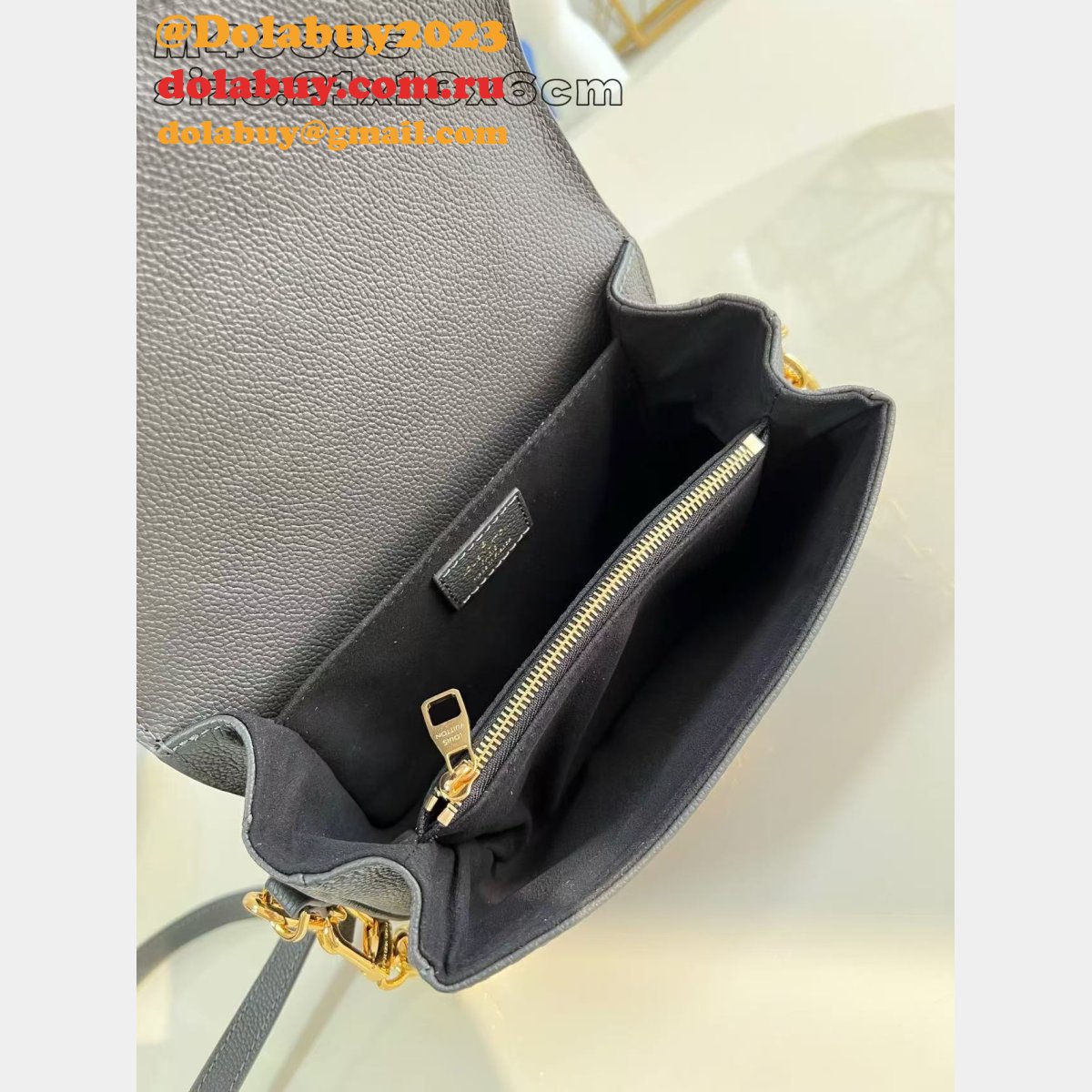 Replica Louis Vuitton Pochette Métis East West M46595 Perfect Bag