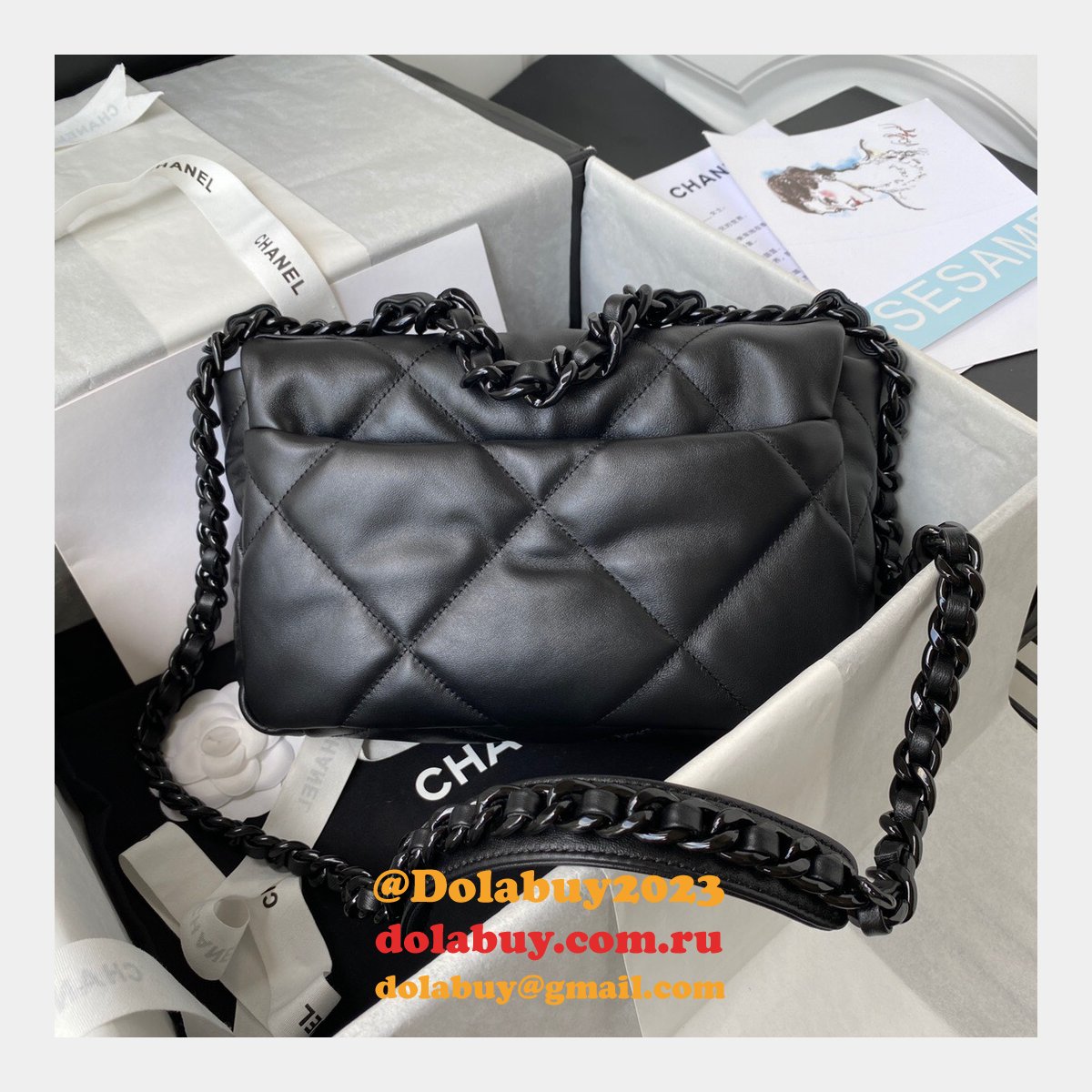 Best Replica Lambskin Gold-Tone AS1160 White/Black 19 Handbags Online Sale