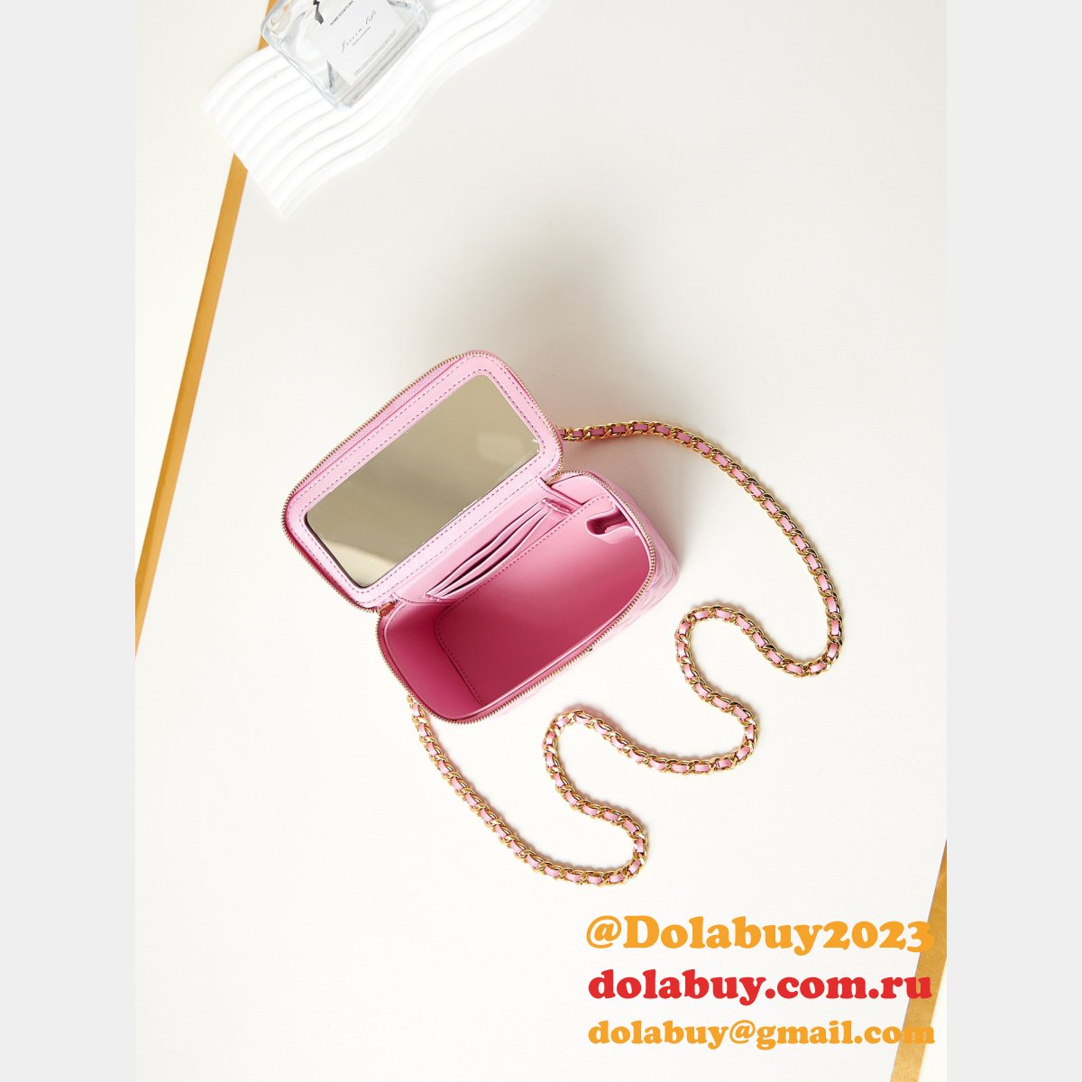 7 Star chane 24A lambskin Cosmetic bag AP3820