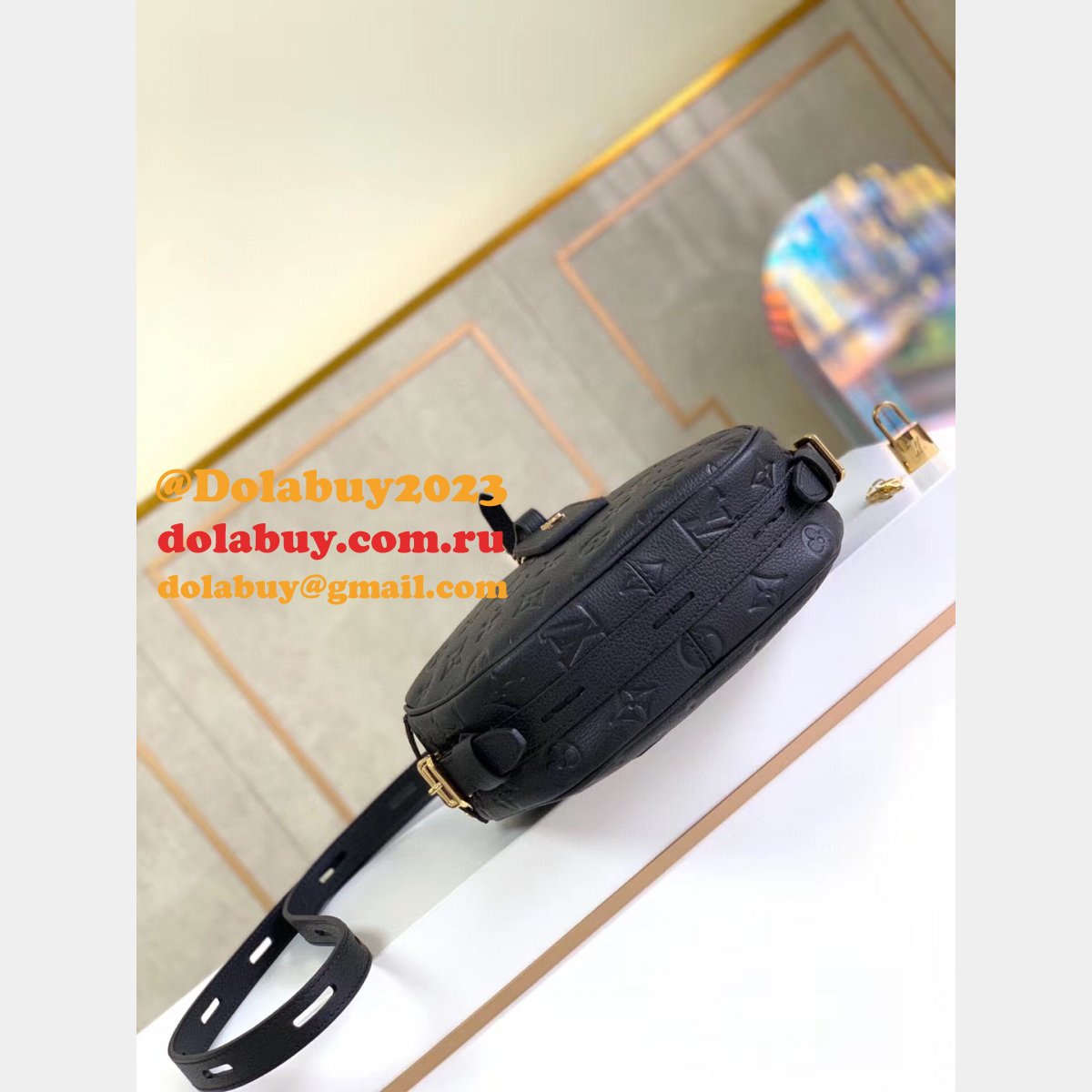 Louis Vuitton Designer Boite Chapeau Souple MM Monogram M45167 Noie Leather