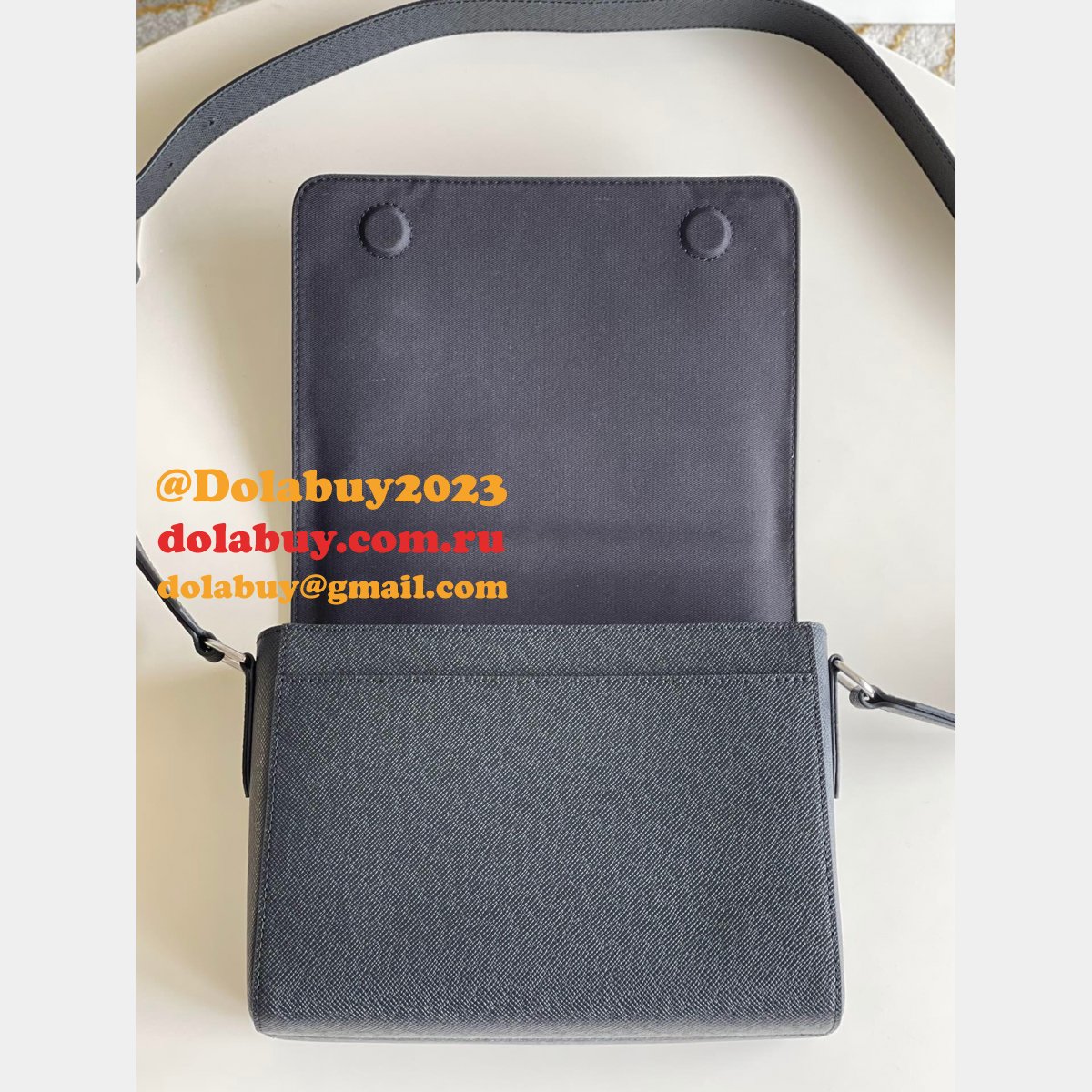 How To Buy Replica Louis Vuitton M30807 New Flap Messenger Taiga Online