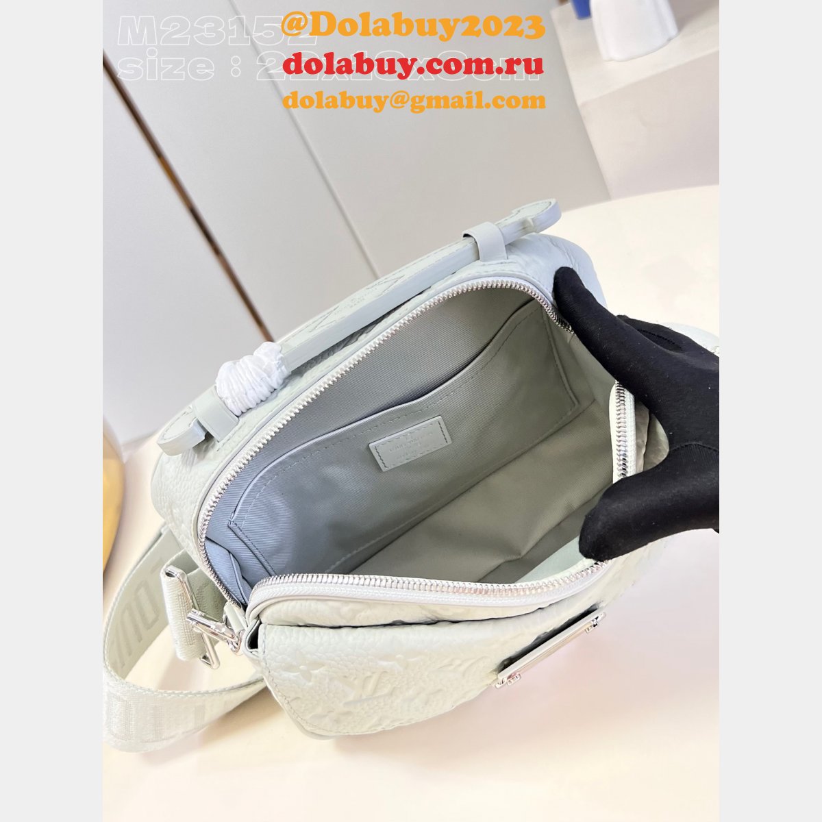 S-Lock Messenger Monogram Taurillon M23152 Louis Vuitton Replica Bag