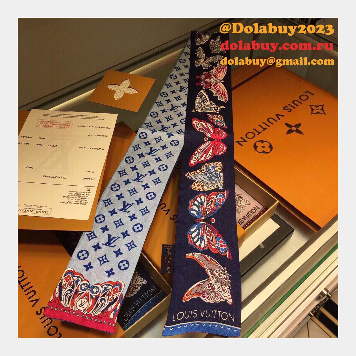 Louis Vuitton Straps bow tie streamers