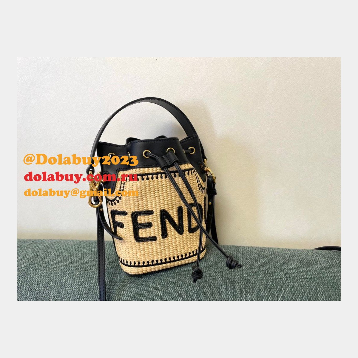 best top F**di mini bucket replicas bag