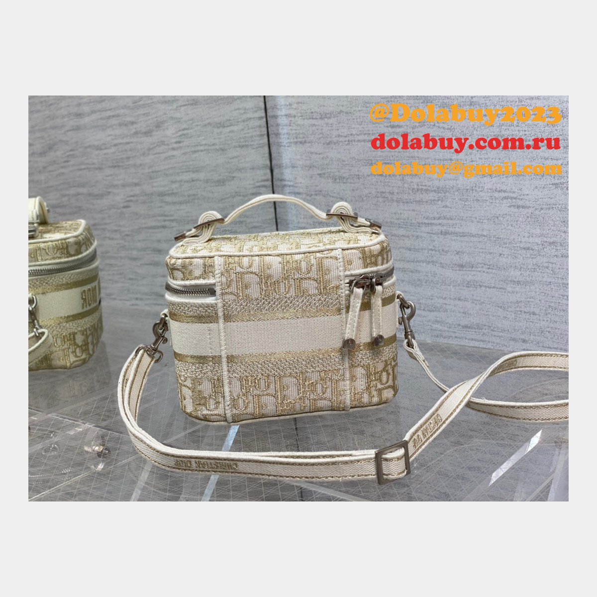 Can you buy knockoff Dior Cosmetic Makeup 18CM Bags