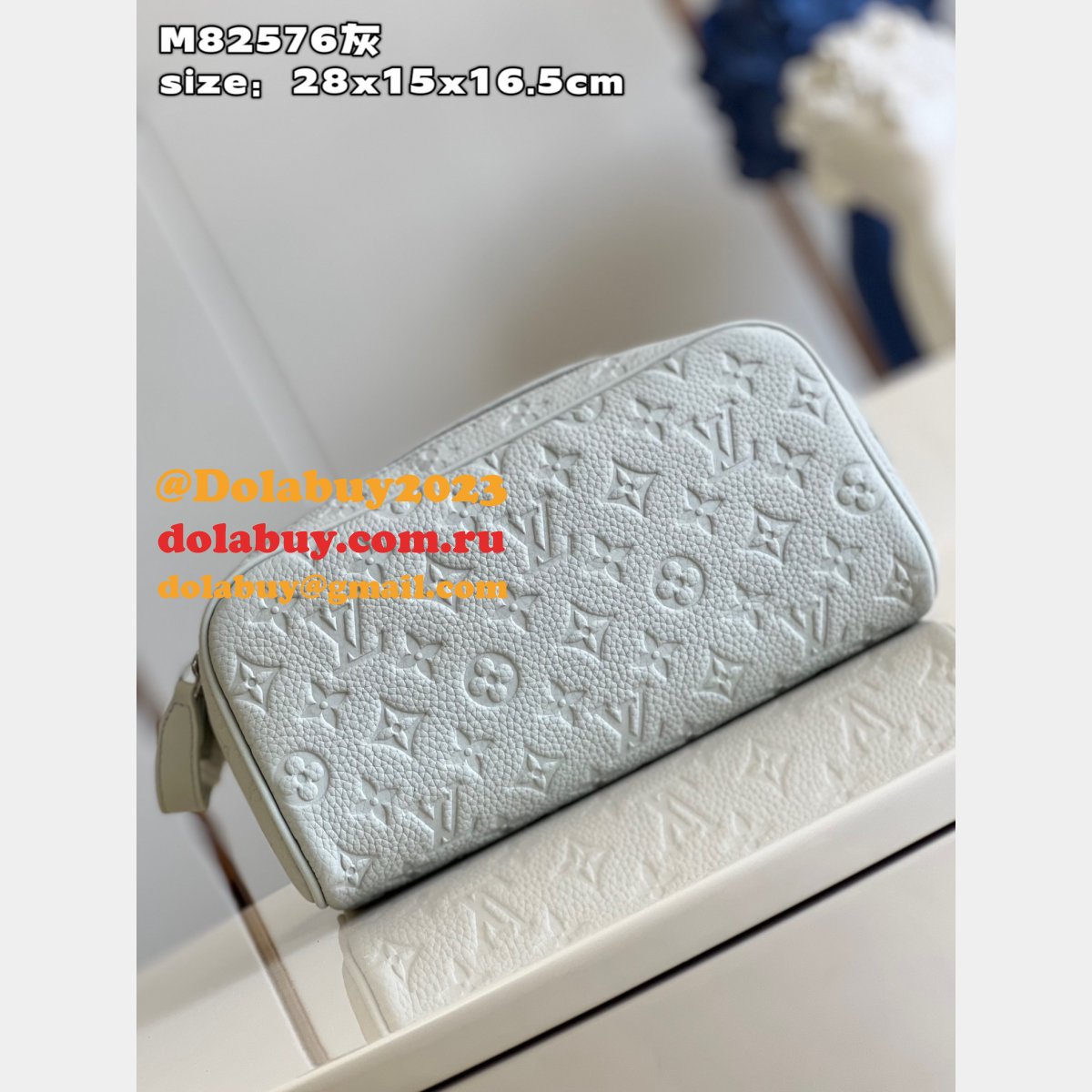 Travel Dopp Kit Taurillon Men M82576 Designer Louis Vuitton Fake Bag